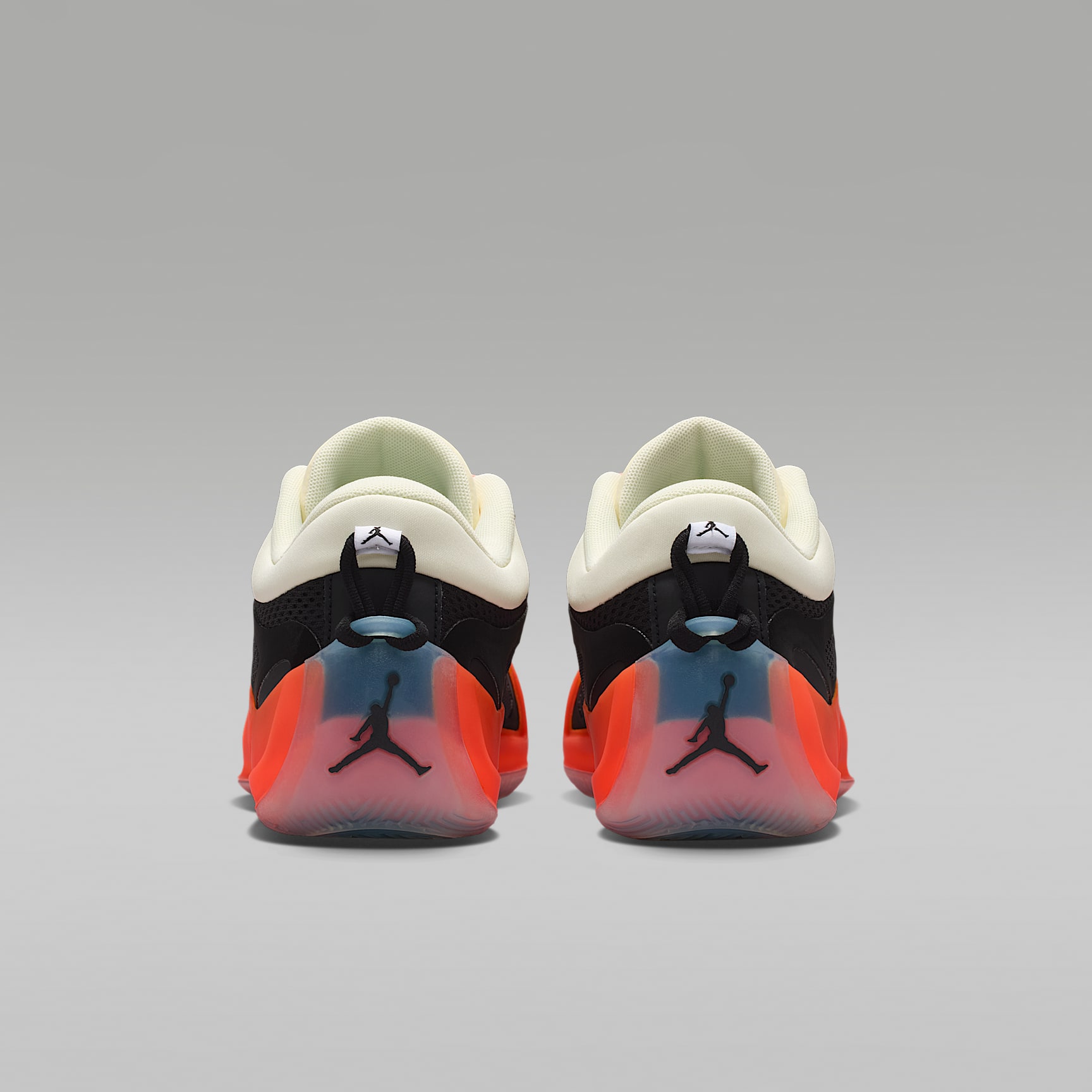 Jordan Heir Series 2 "Oh Sheila" Basketballschuh – Schwarz/Metallic Gold/Total Orange/Coconut Milk