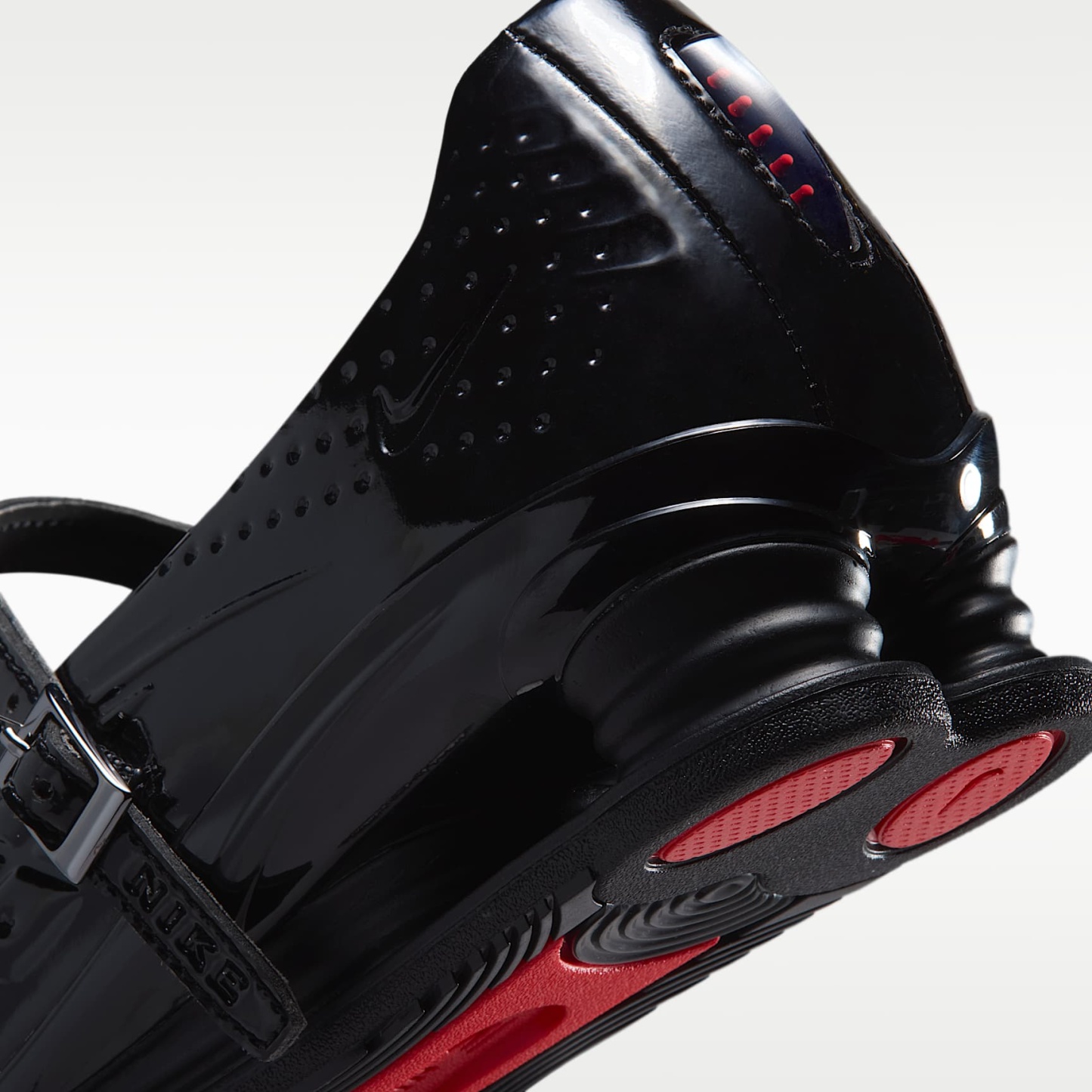 Nike Shox Z Calistra Schuh (Damen) – Schwarz/Schwarz/Schwarz