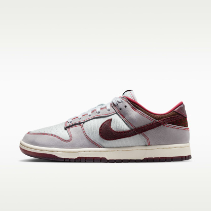 Nike Dunk Low Retro SE Schuh (Herren) – Pure Platinum/Wolf Grey/Team Red/Burgundy Crush