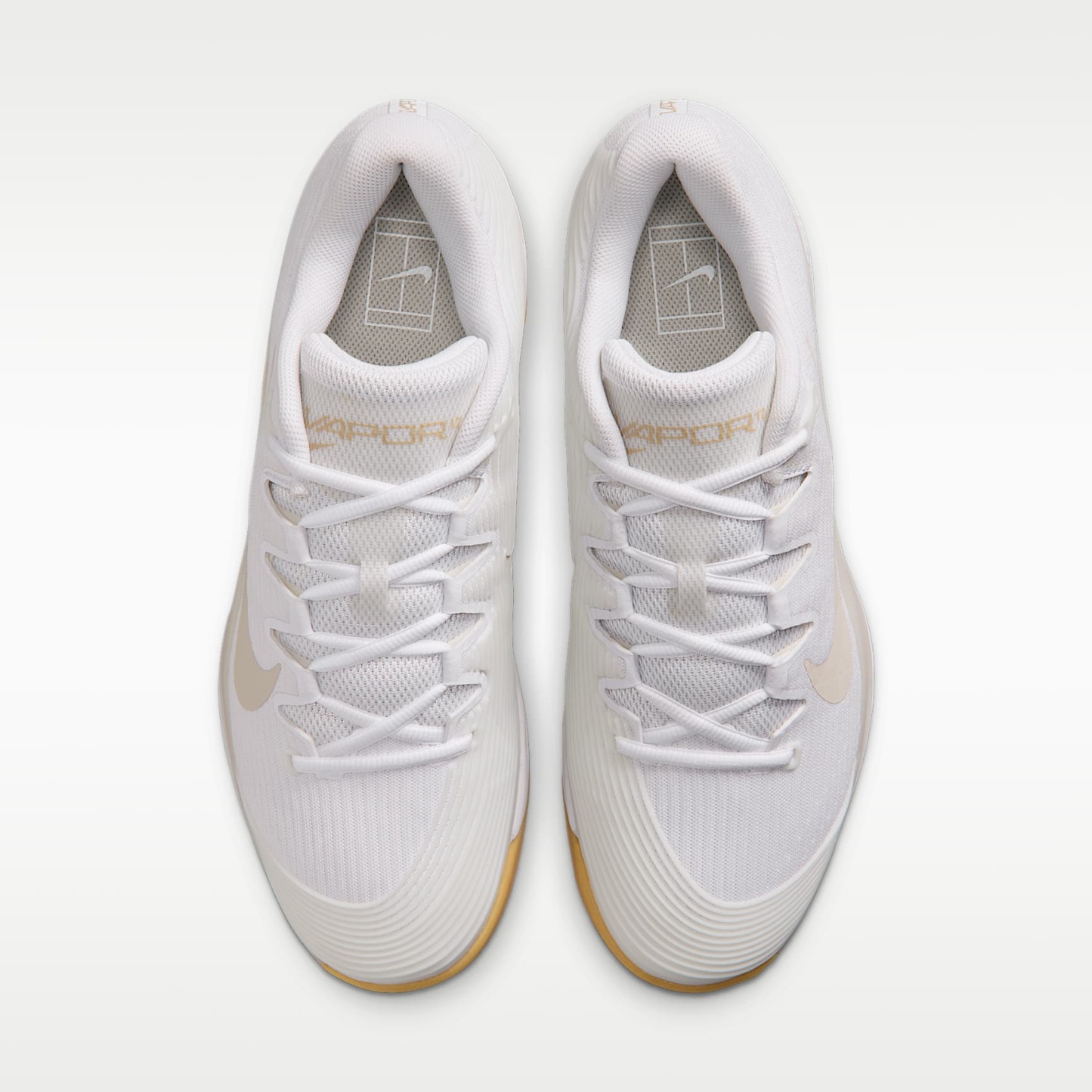 Nike Vapor 12 Tennisschuh für Hartplätze (Herren) – Weiß/Summit White/Linen/Light Orewood Brown