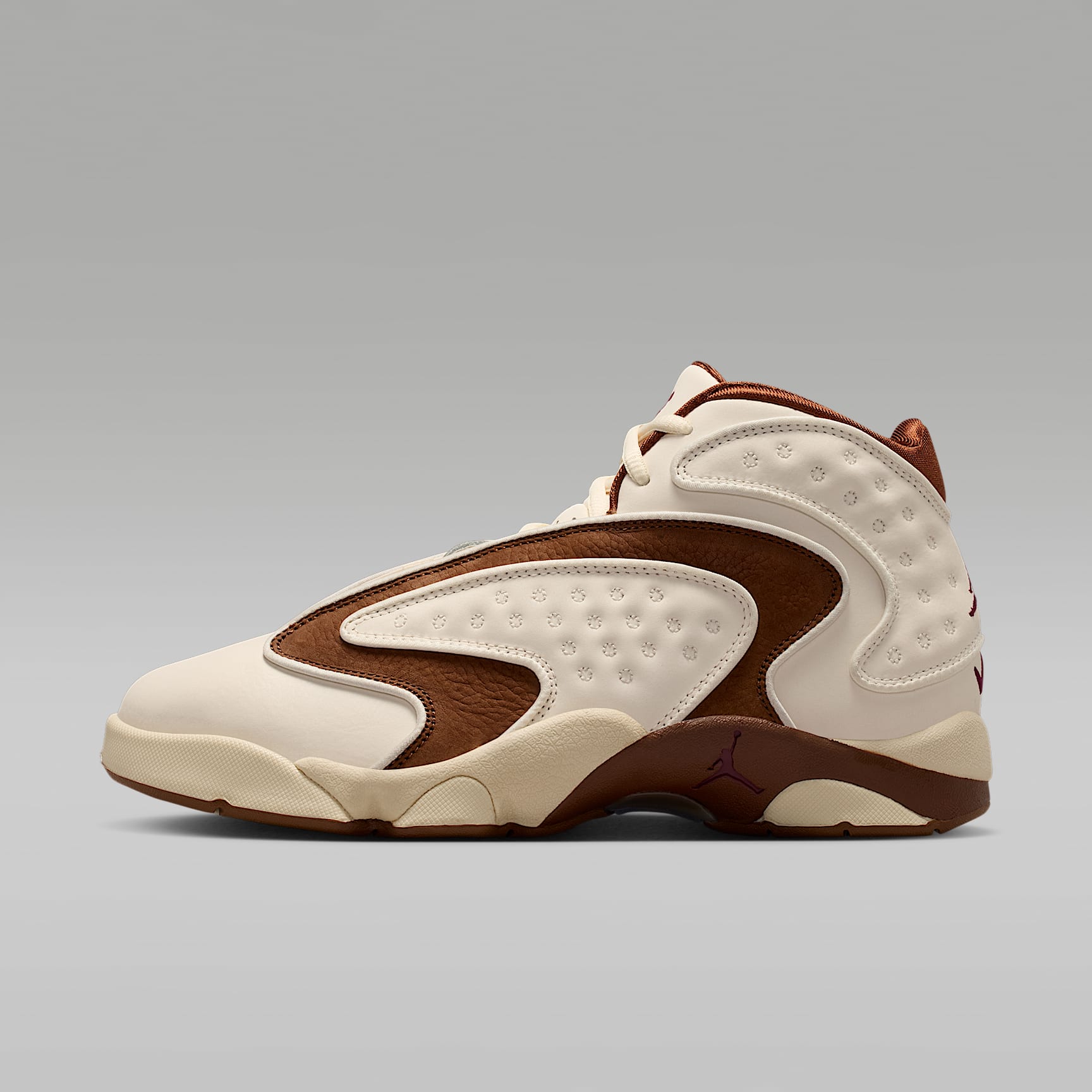 Air Jordan OG Damenschuh – Pale Ivory/Light British Tan/Muslin/Track Red