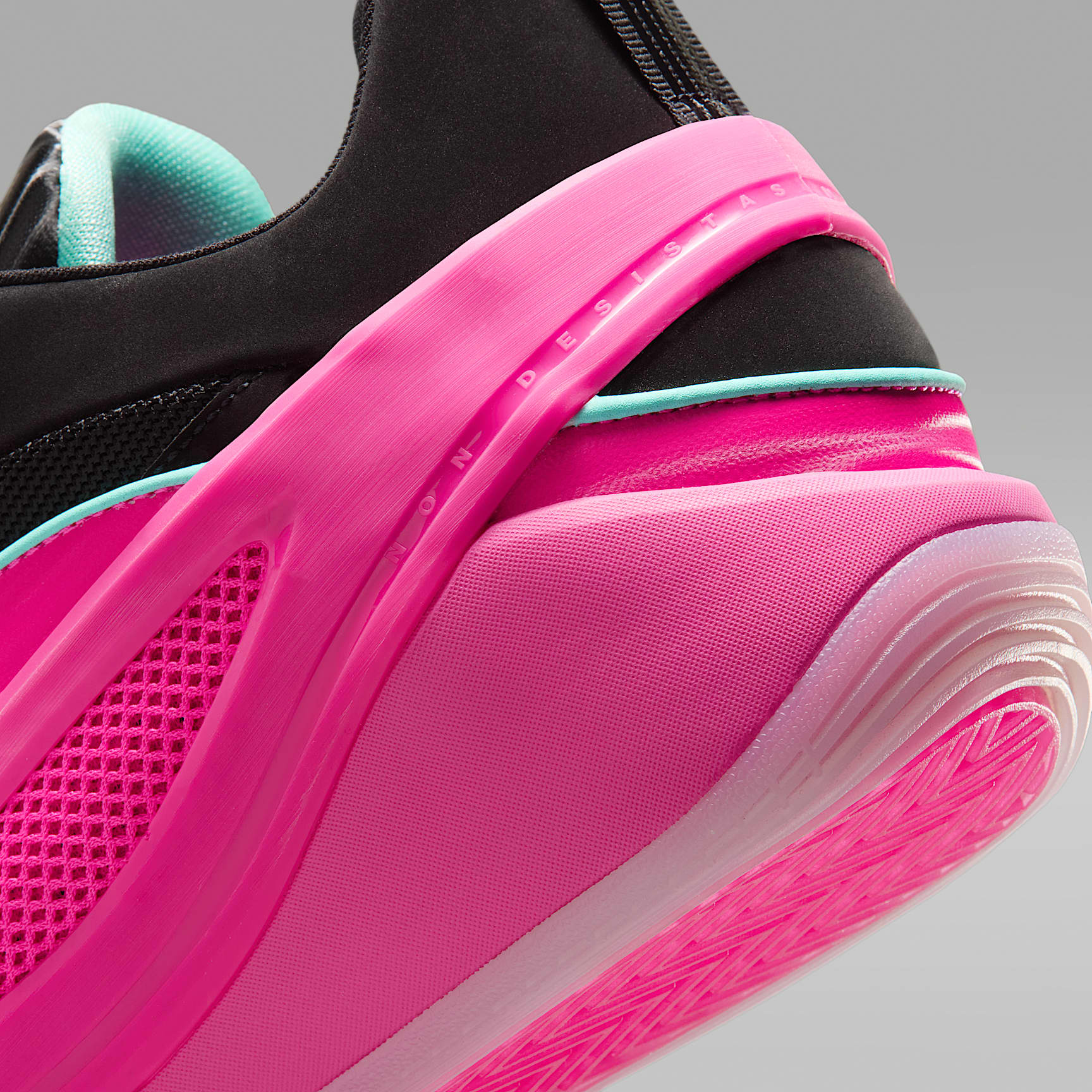 Luka 5 Basketballschuh – Laser Fuchsia/Schwarz/Bleached Turquoise/Fiberglass