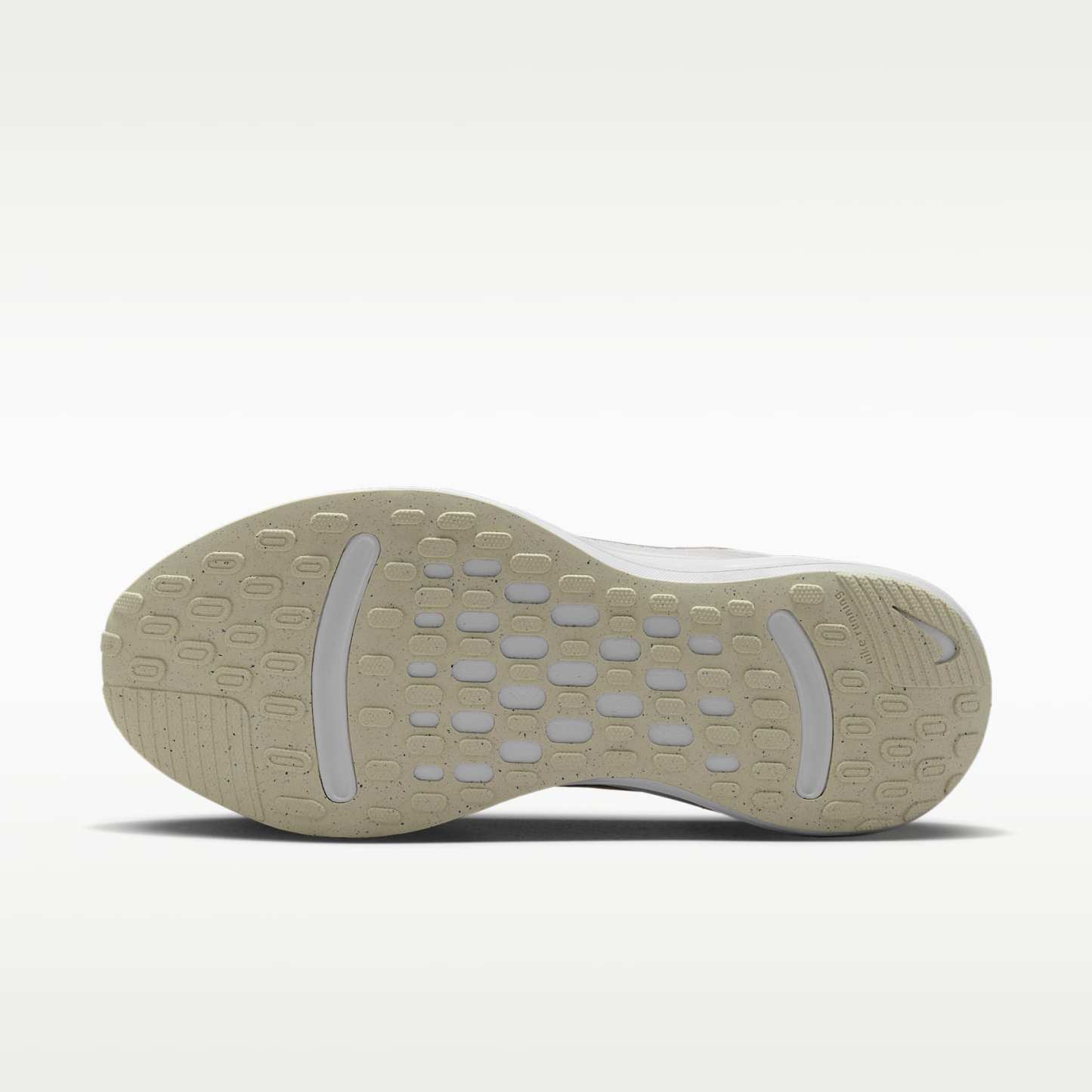 Nike Journey Run Straßenlaufschuh für Damen – Summit White/Barely Green/Weiß/Metallic Silver