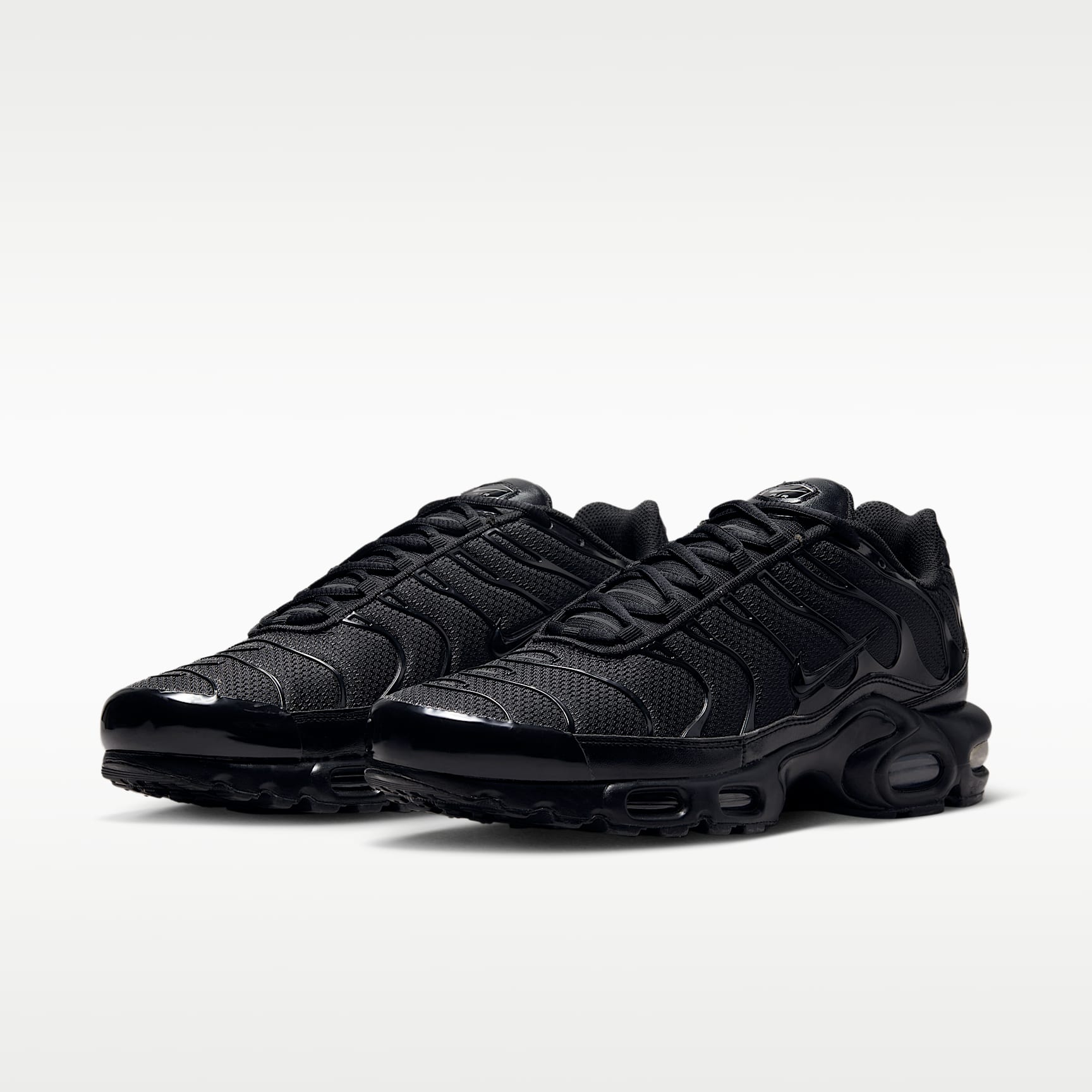 Nike Air Max Plus Herrenschuh – Schwarz/Schwarz/Schwarz