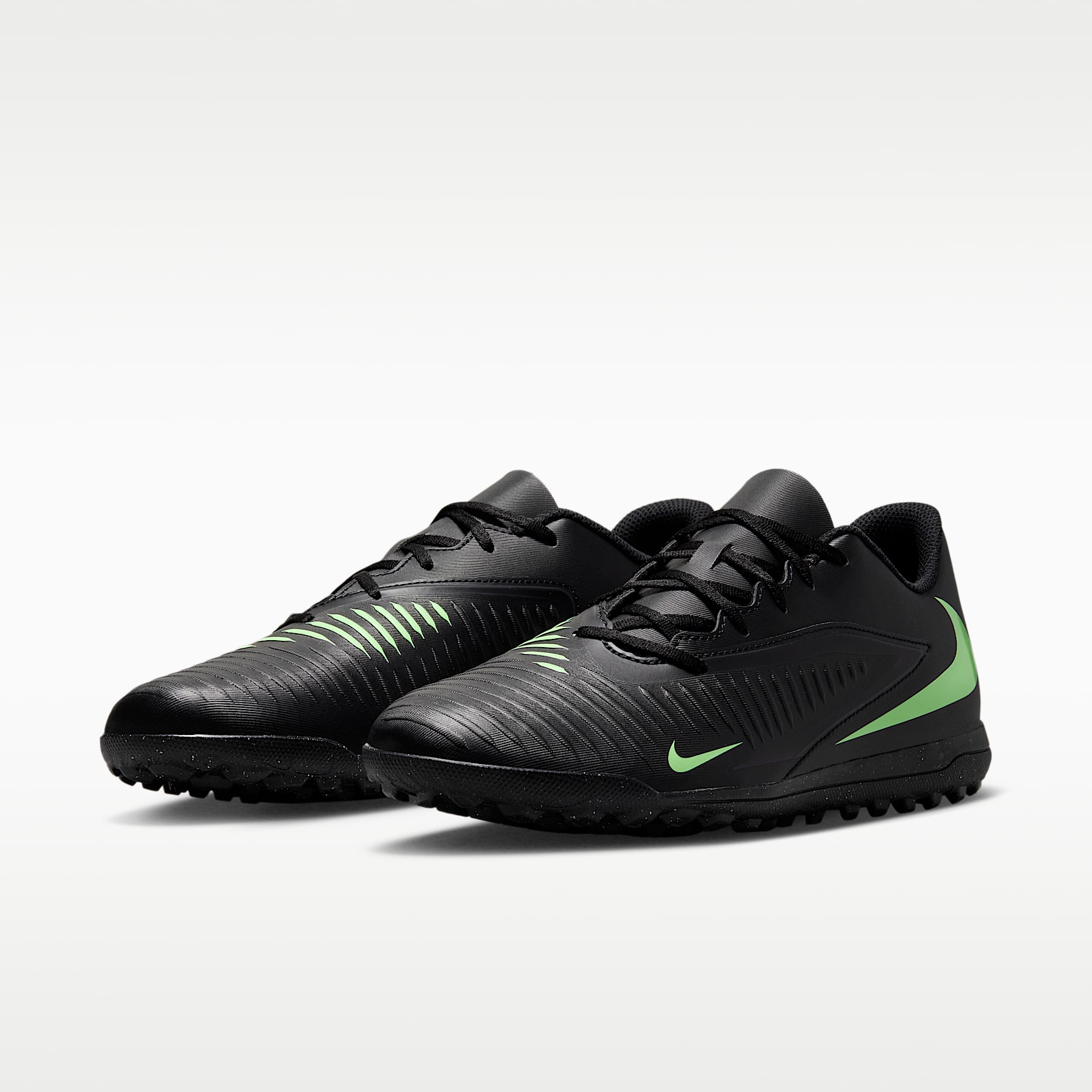 Nike Phantom 6 Low Club Fußballschuh für Turf – Schwarz/Schwarz/Illusion Green