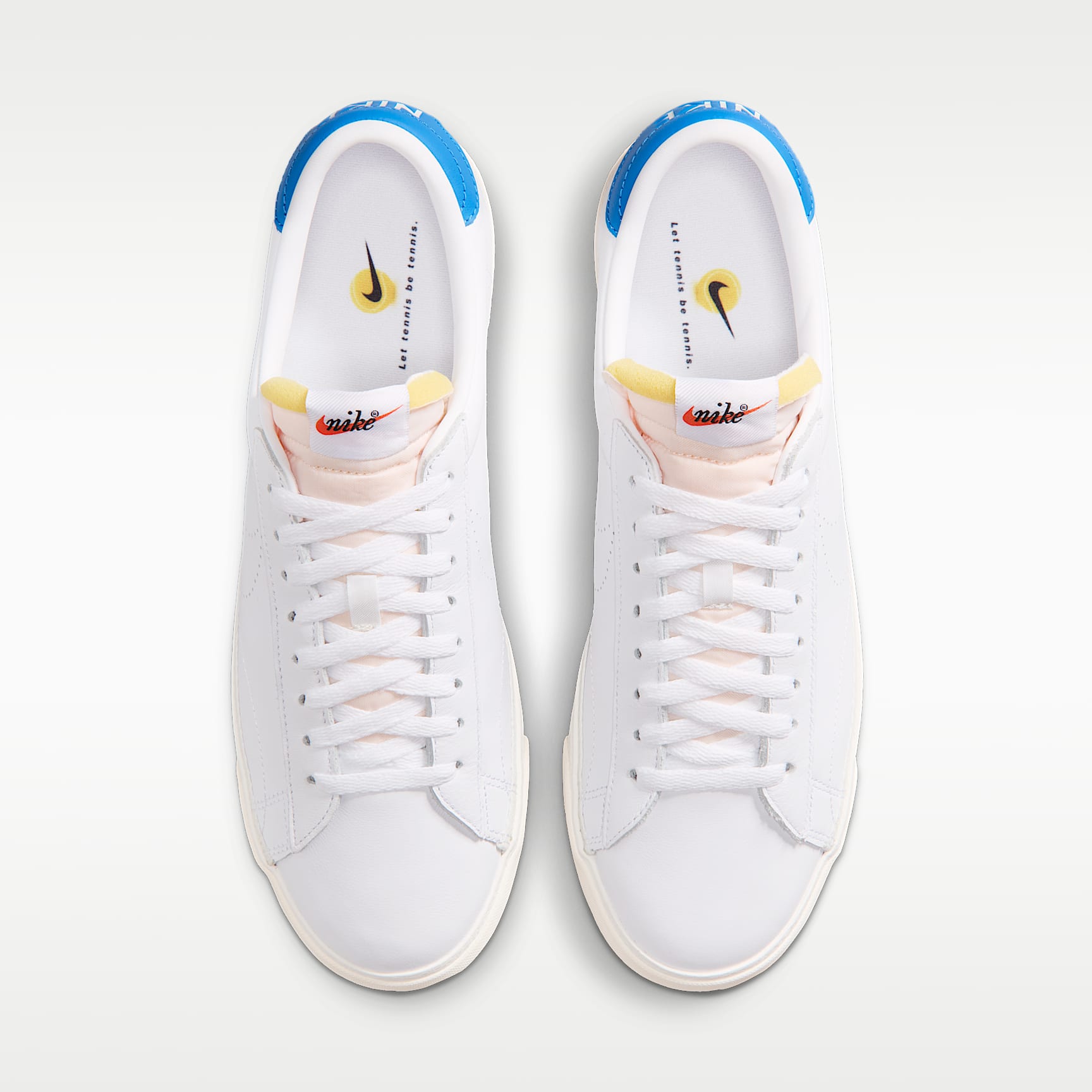 Nike Tennis Classic Schuh (Herren) – Weiß/Light Photo Blue/Team Orange/Weiß