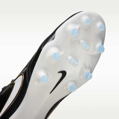 Nike Tiempo Ligera Pro Low-Top-Fußballschuh für normalen Rasen – Schwarz/Weiß