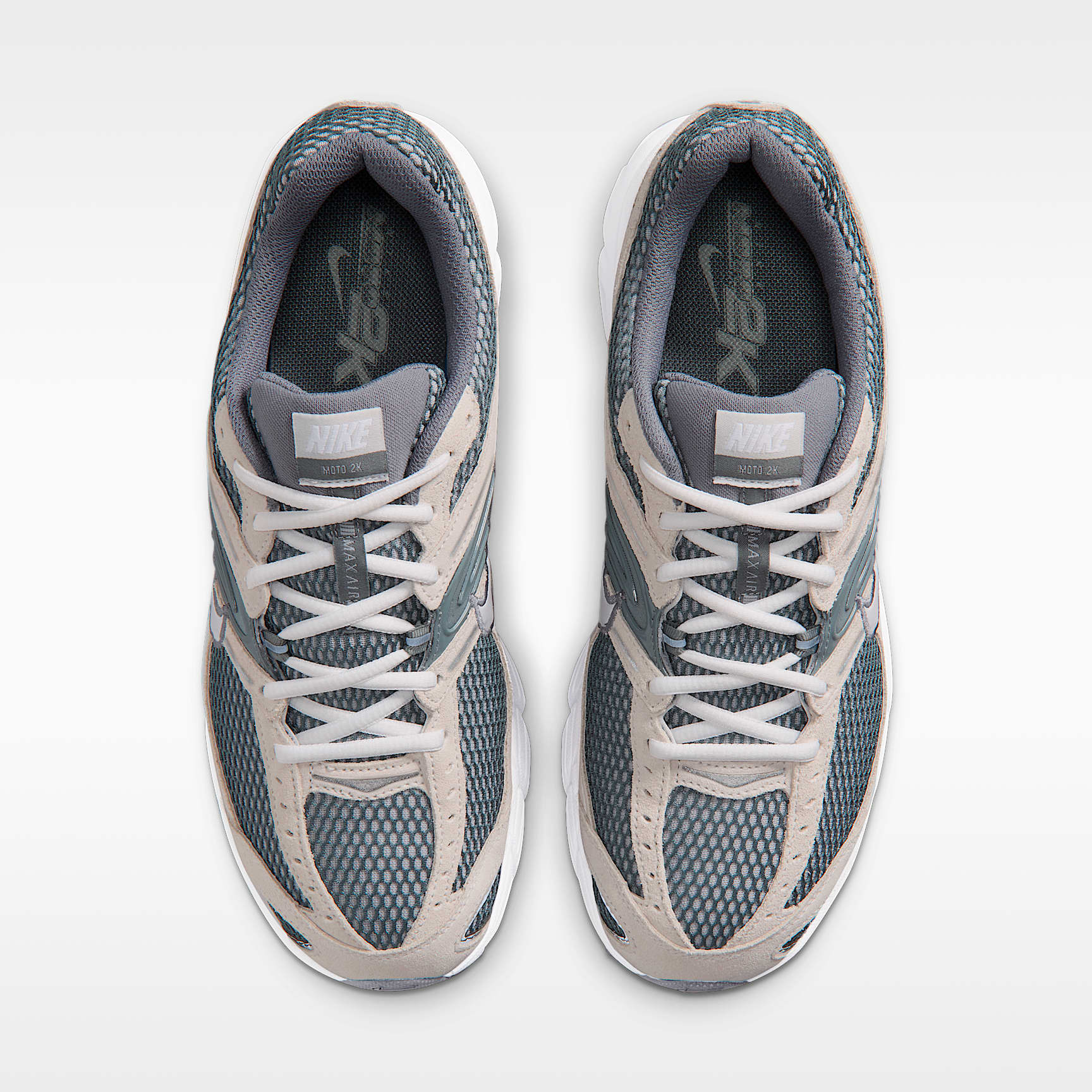 Nike Air Max Moto 2K Schuh (Herren) – Cool Grey/Photon Dust/Wolf Grey/Weiß