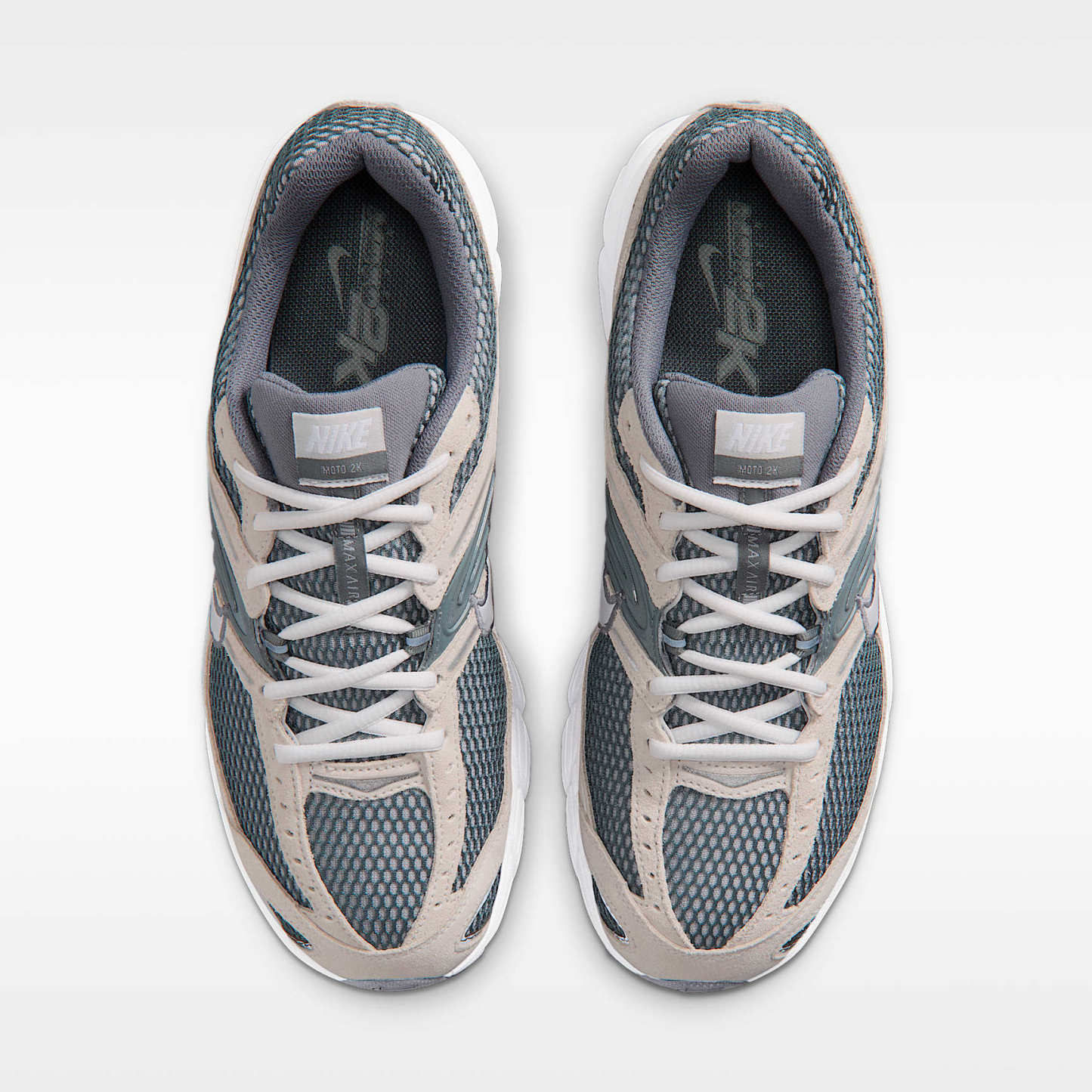 Nike Air Max Moto 2K Schuh (Herren) – Cool Grey/Photon Dust/Wolf Grey/Weiß