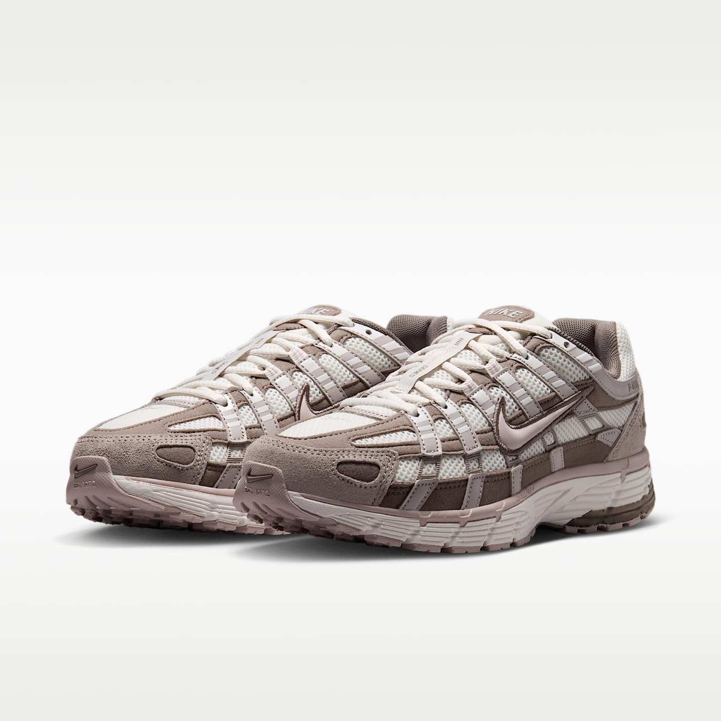 Nike P-6000 Schuh (Damen) – Summit White/Cave Stone/College Grey/Platinum Violet