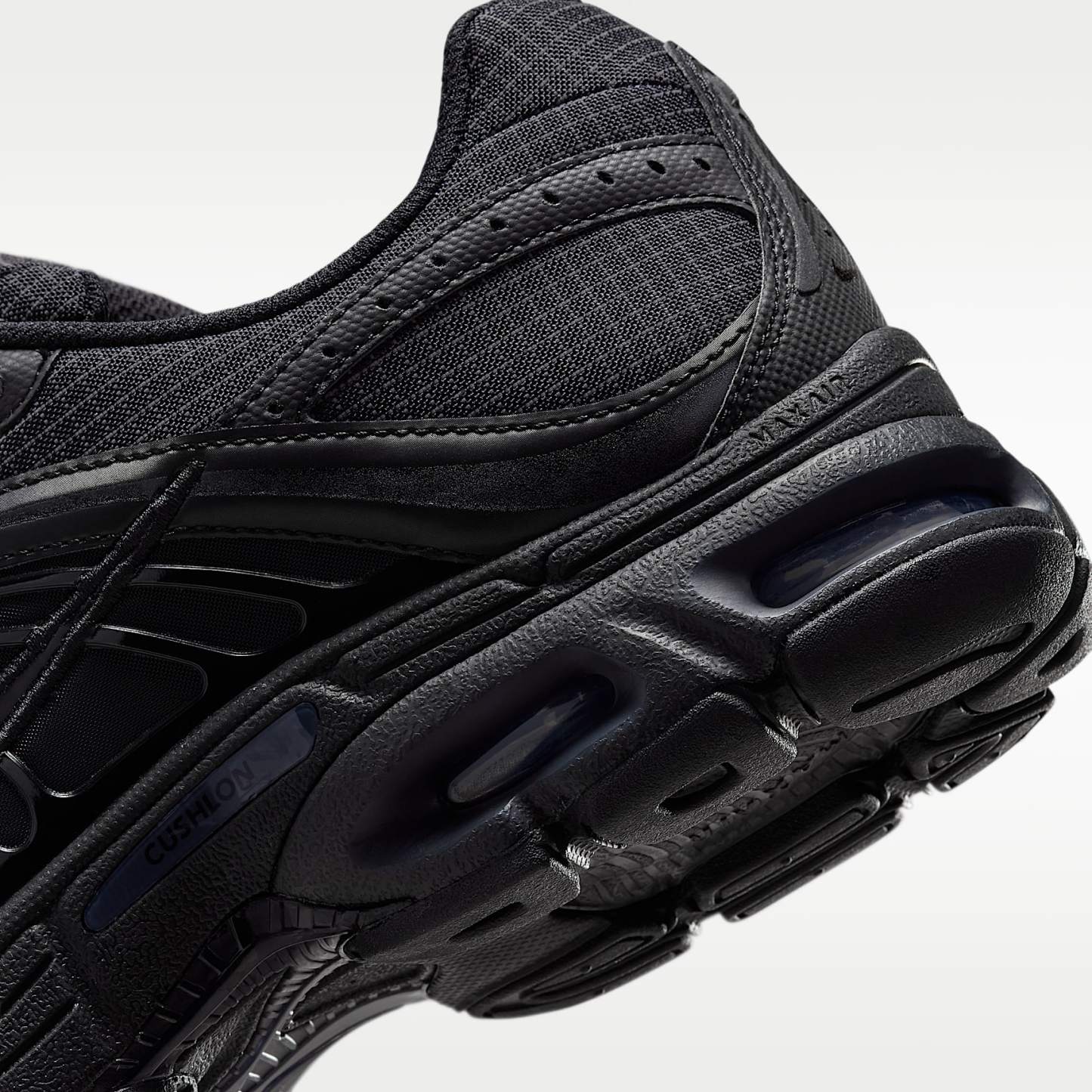 Nike Air Max Moto 2K Schuh (Herren) – Schwarz/Schwarz/Anthracite/Schwarz