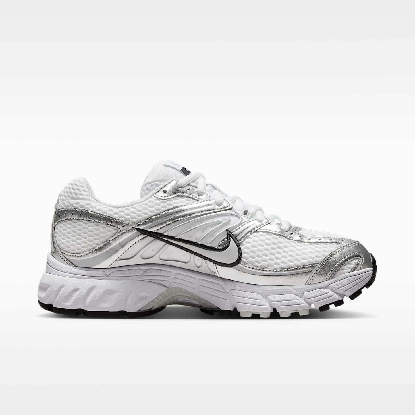 Nike Air Max Moto 2K Schuh mit reflektierenden Akzenten (Damen) – Weiß/Metallic Silver/Schwarz/Photon Dust
