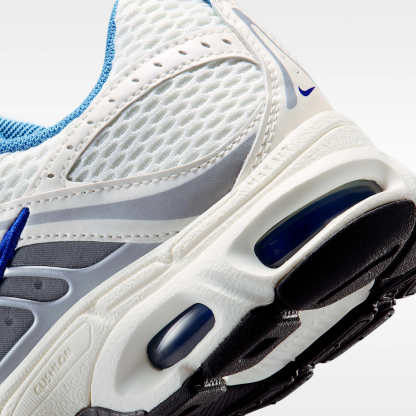 Nike Air Max Moto 2K Schuh für ältere Kinder – Sail/Old Royal/Wolf Grey/Aurora Blue