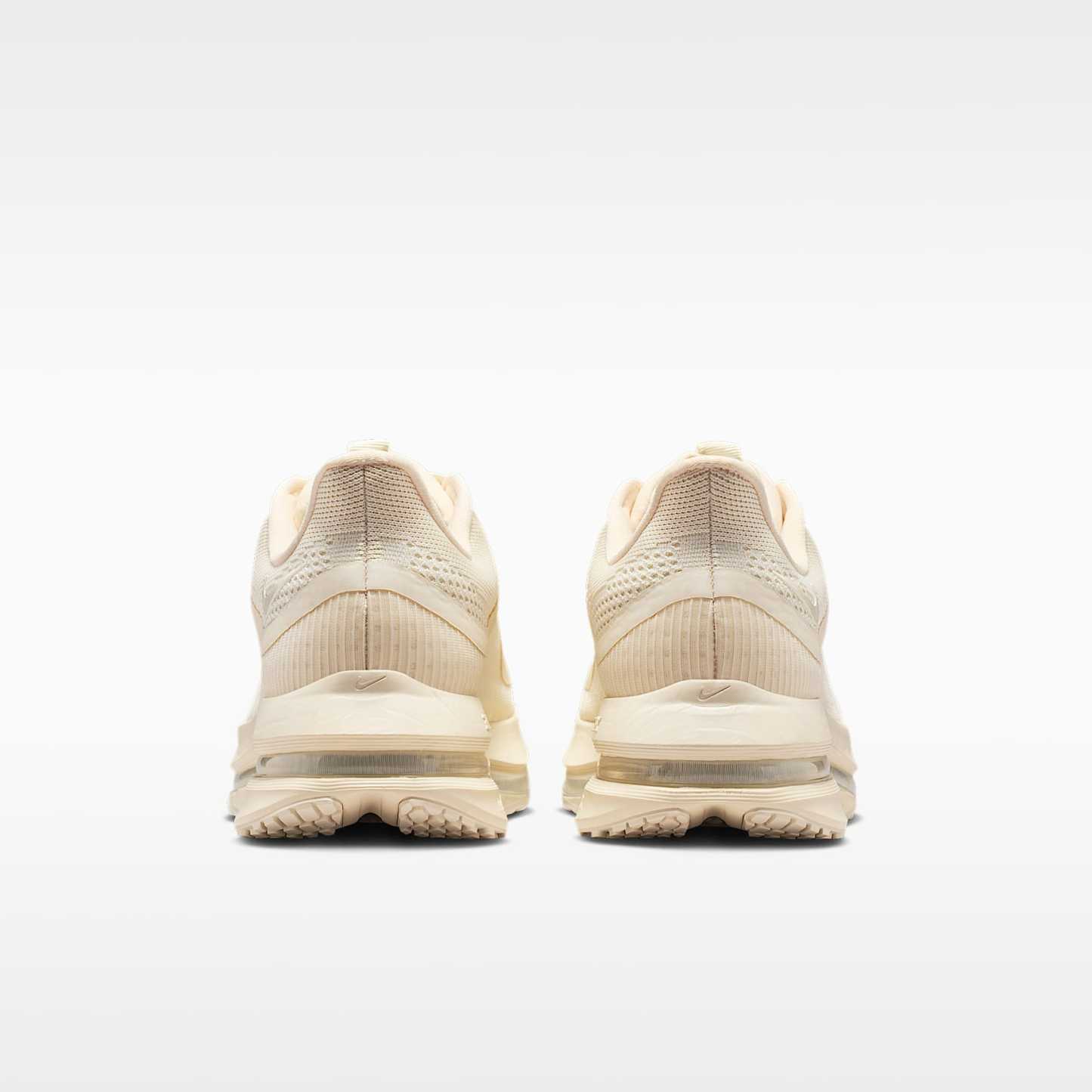 Nike Pegasus Premium Straßenlaufschuh (Herren) – Natural/Natural/Schwarz/Mushroom