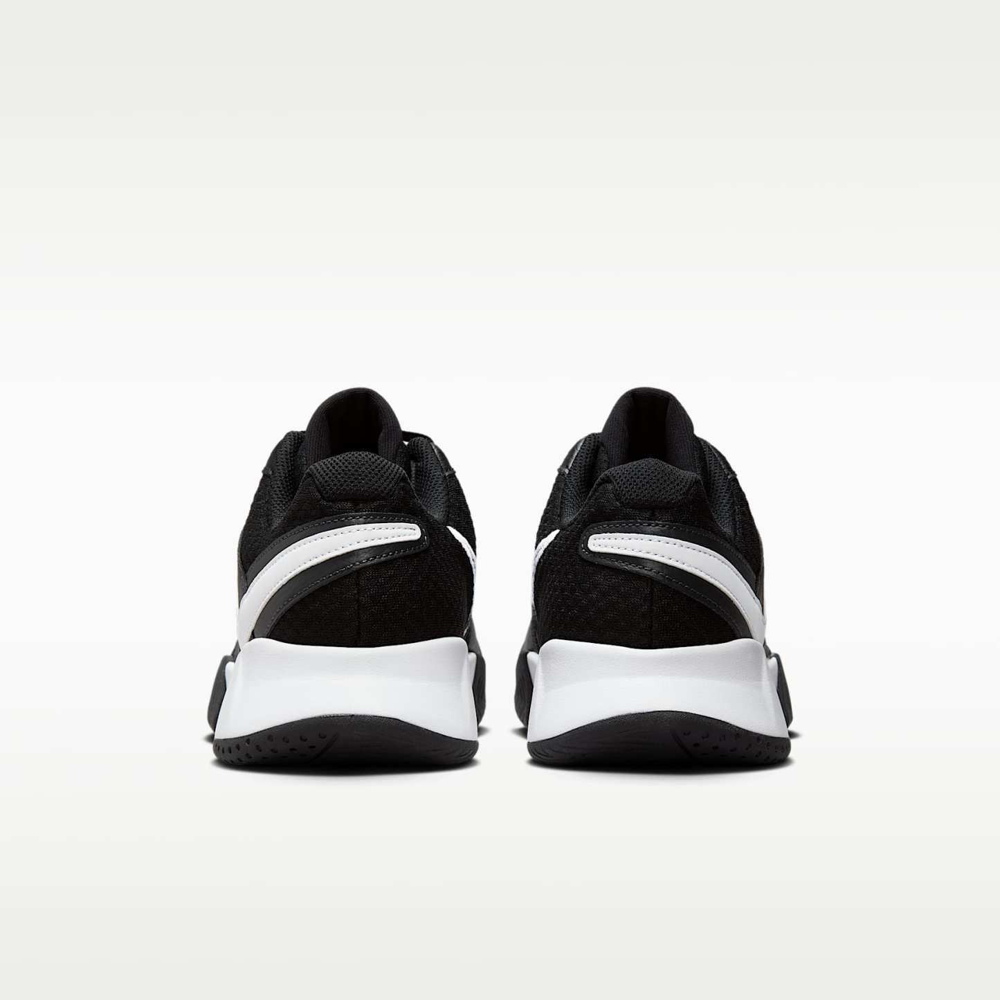 NikeCourt Lite 4 Tennisschuh für Hartplätze (Damen) – Schwarz/Anthracite/Weiß