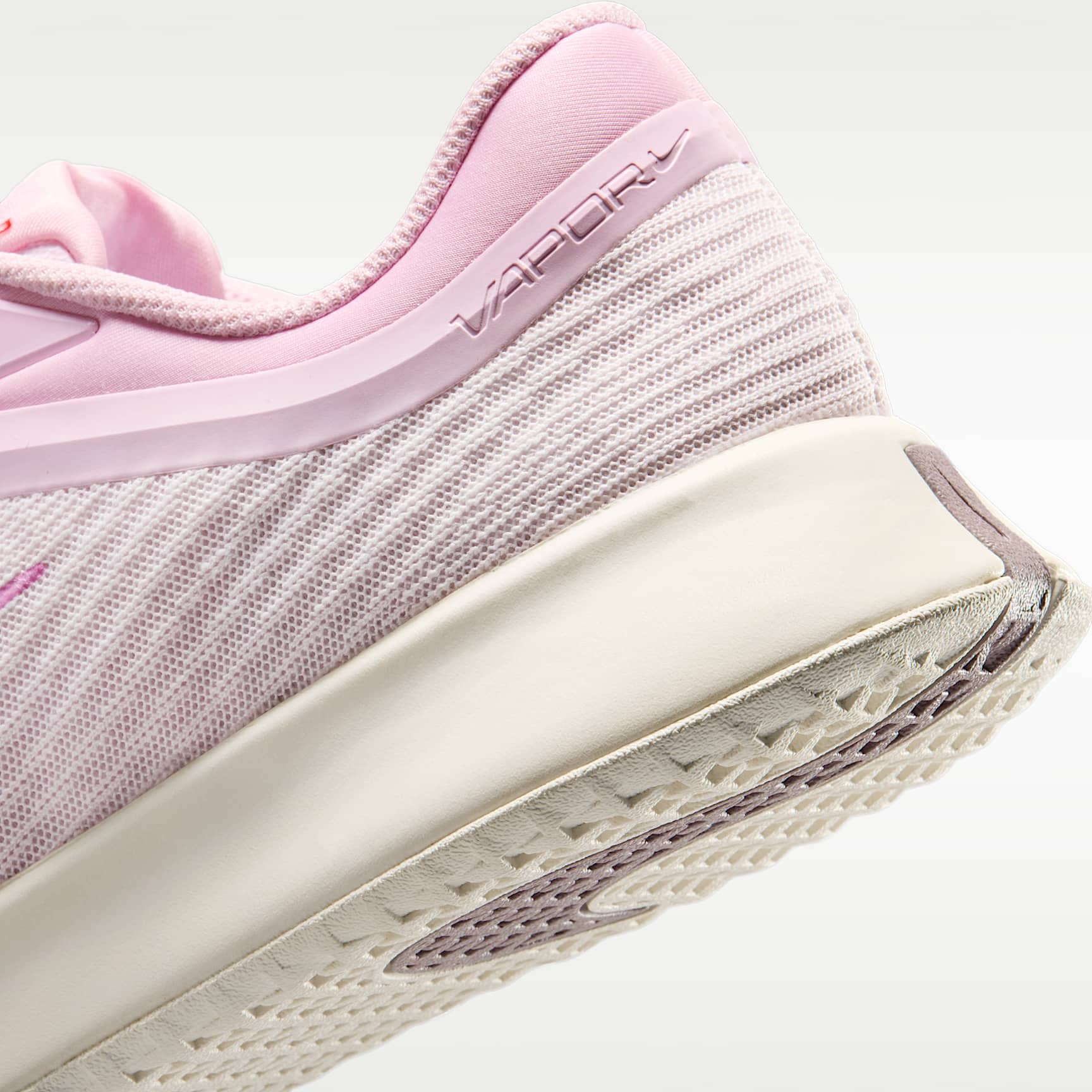 Nike Vapor Pro 3 Tennisschuh für Hartplätze (Damen) – Pearl Pink/Pink Foam/Chalk/Light Magenta