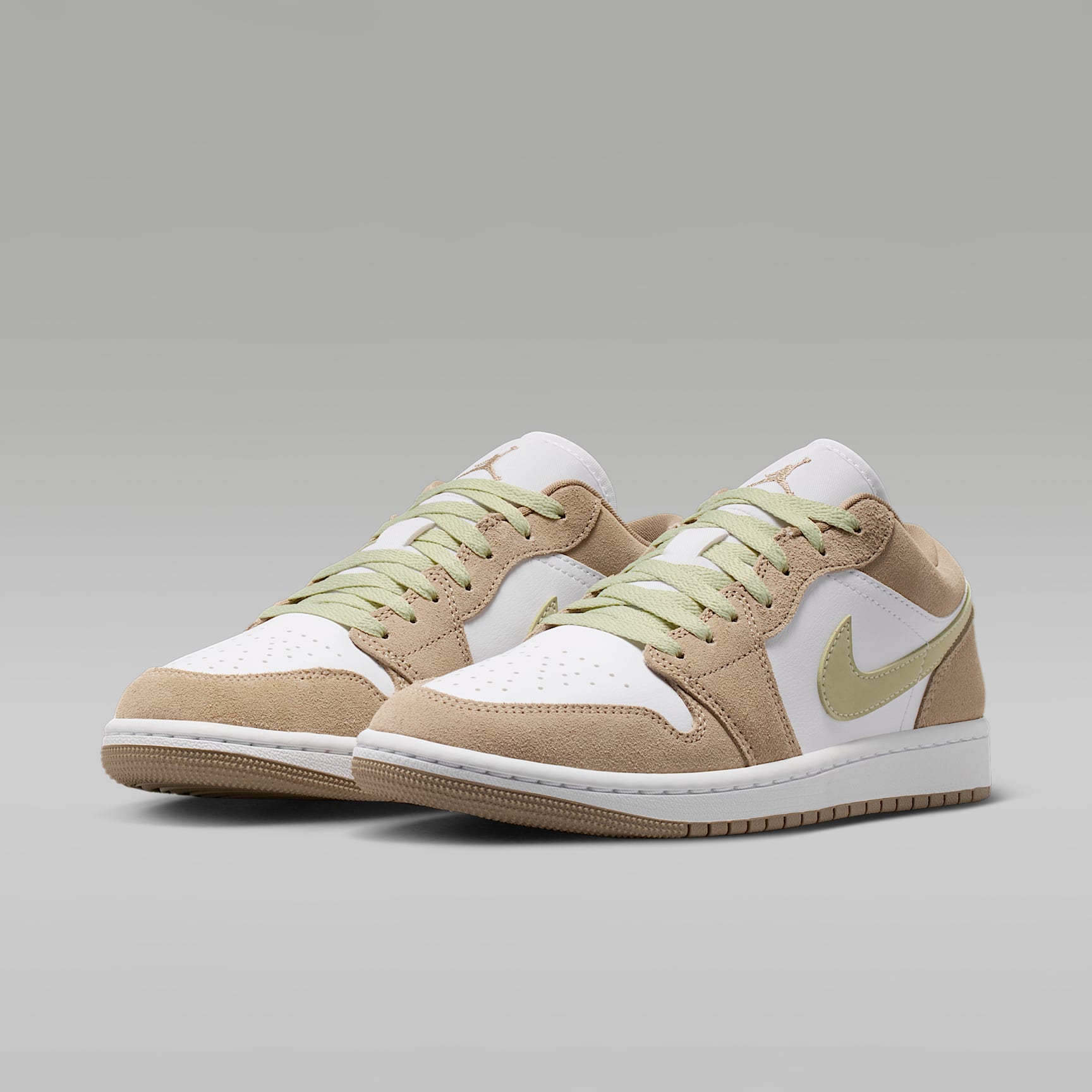 Air Jordan 1 Low Damenschuh – Khaki/Olive Aura/Sail/Weiß