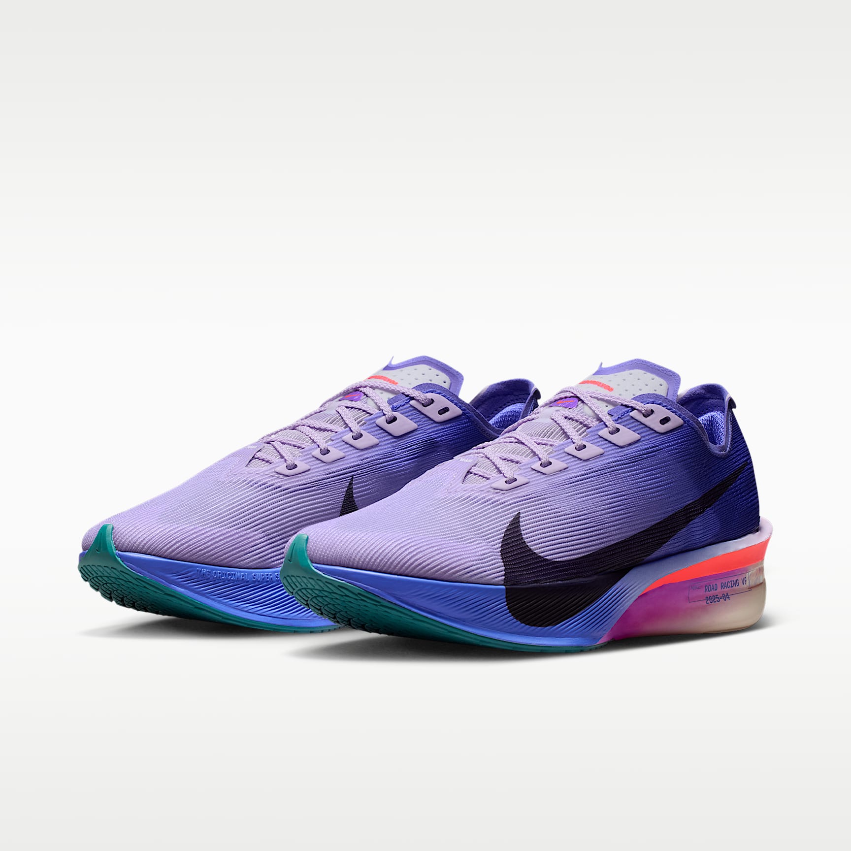 Nike Vaporfly 4 Straßenlaufschuh für Wettkämpfe (Damen) – Violet Mist/Persian Violet/Hot Lava/Purple Dynasty