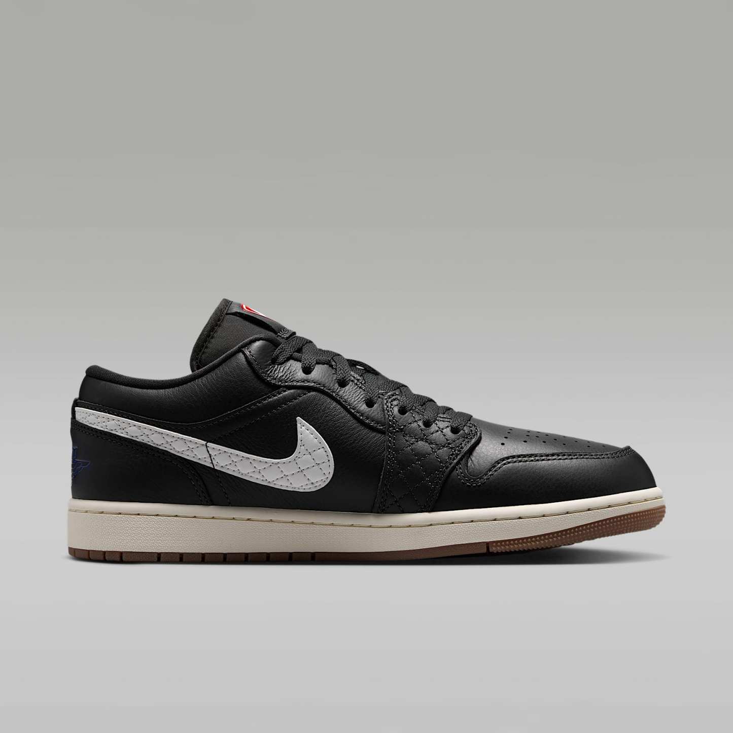 Air Jordan 1 Low SE Herrenschuh – Off Noir/University Red/Game Royal/Sail