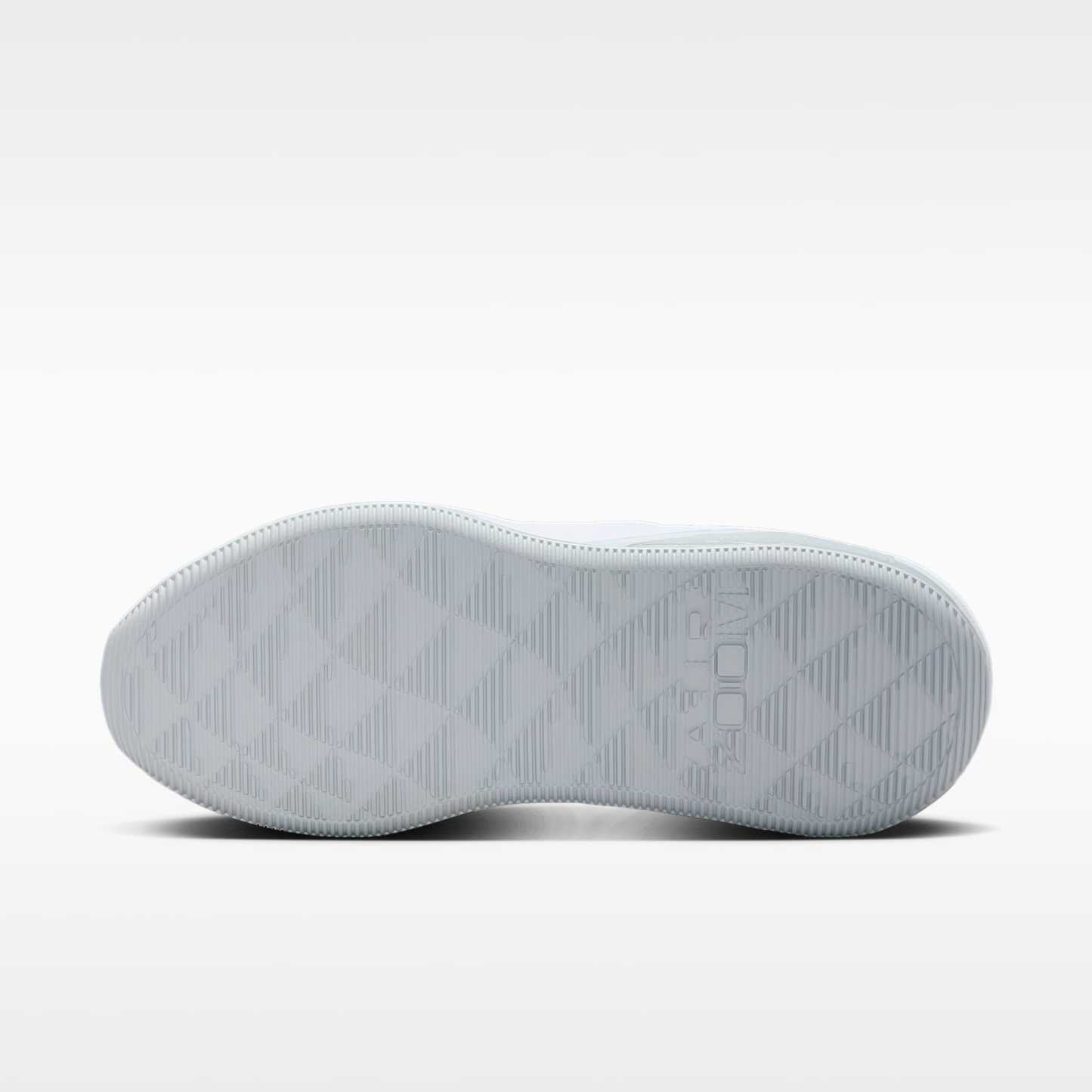 Nike Bella 7 Workout-Schuh (Damen) – Weiß/Weiß/Pure Platinum