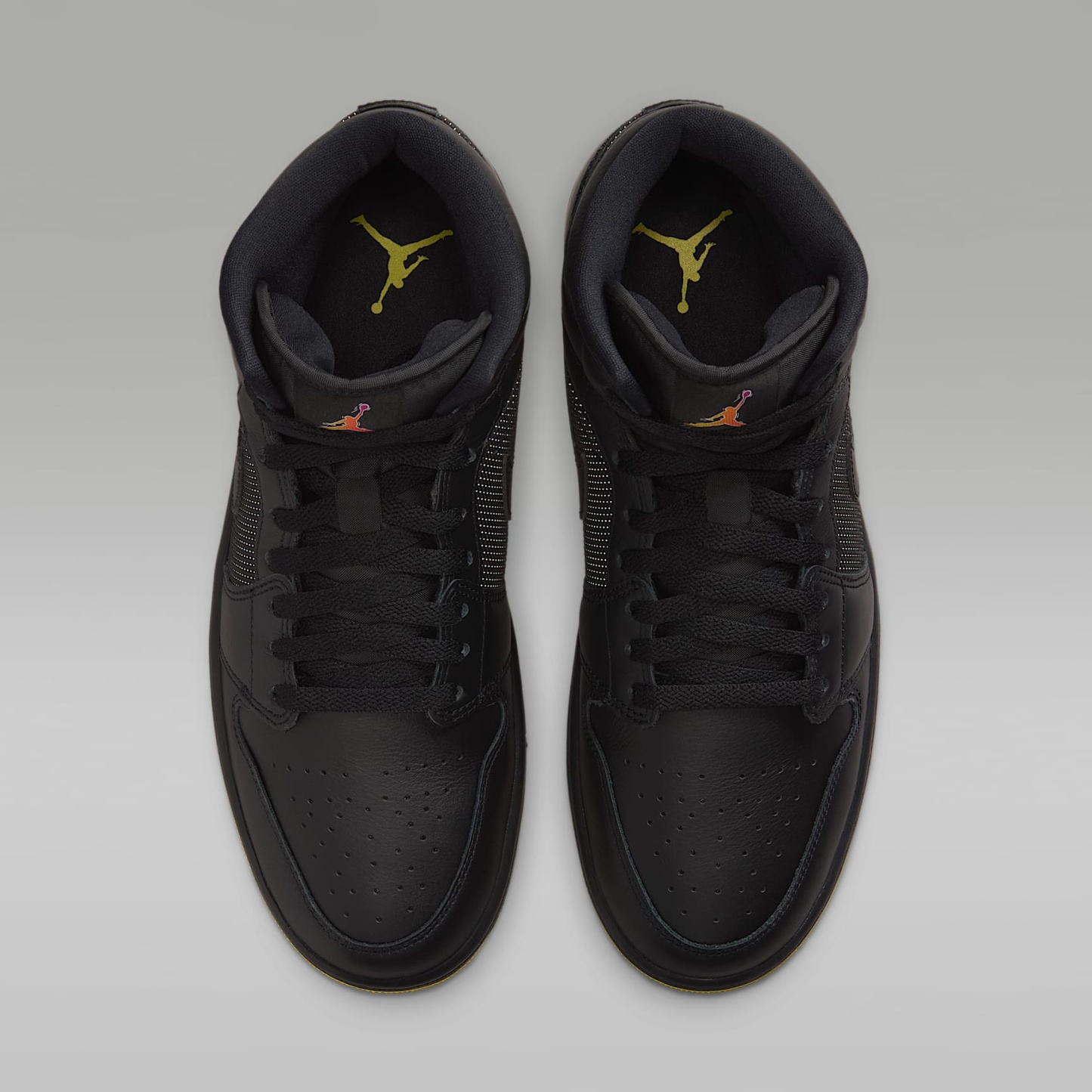 Air Jordan 1 Mid SE Schuh (Herren) – Schwarz/Opti Yellow/Silber
