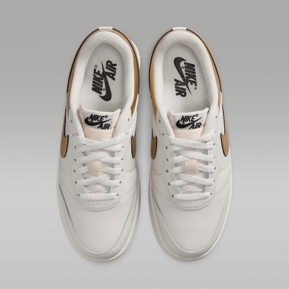 Air Jordan Skyline Low Damenschuh – Swan/Schwarz/Metallic Gold