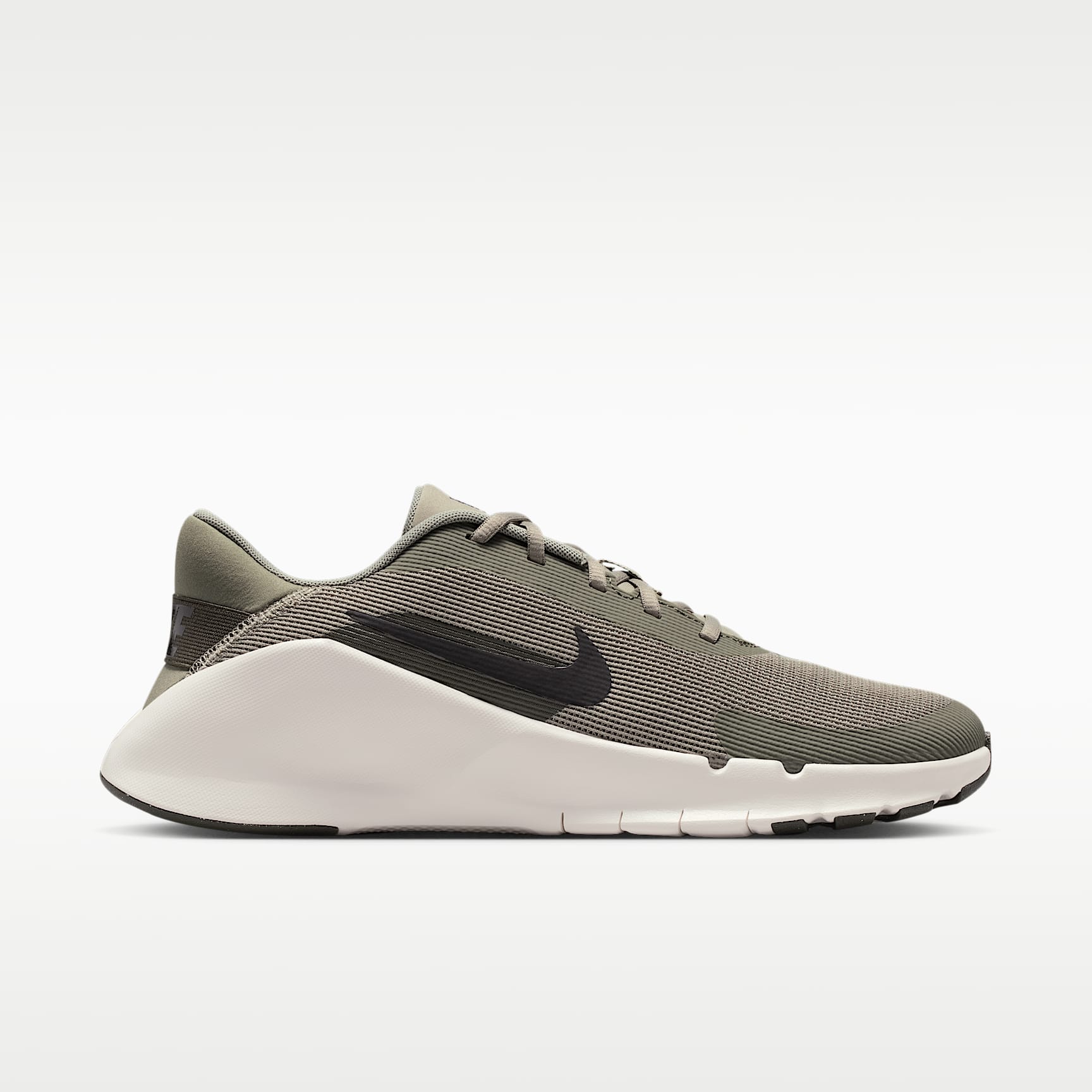 Nike Flex Train Workout-Schuh (Herren) – Light Army/Sequoia/Phantom/Schwarz