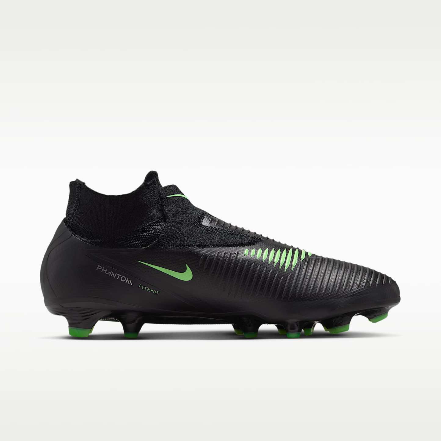 Nike Phantom 6 High Pro Fußballschuh für normalen Rasen – Schwarz/Schwarz/Illusion Green