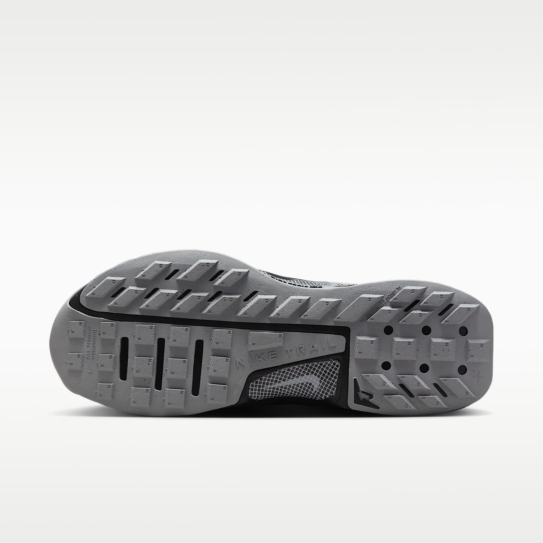 Nike Juniper Trail 3 Traillaufschuh (Damen) – Schwarz/Wolf Grey/Photon Dust/Schwarz
