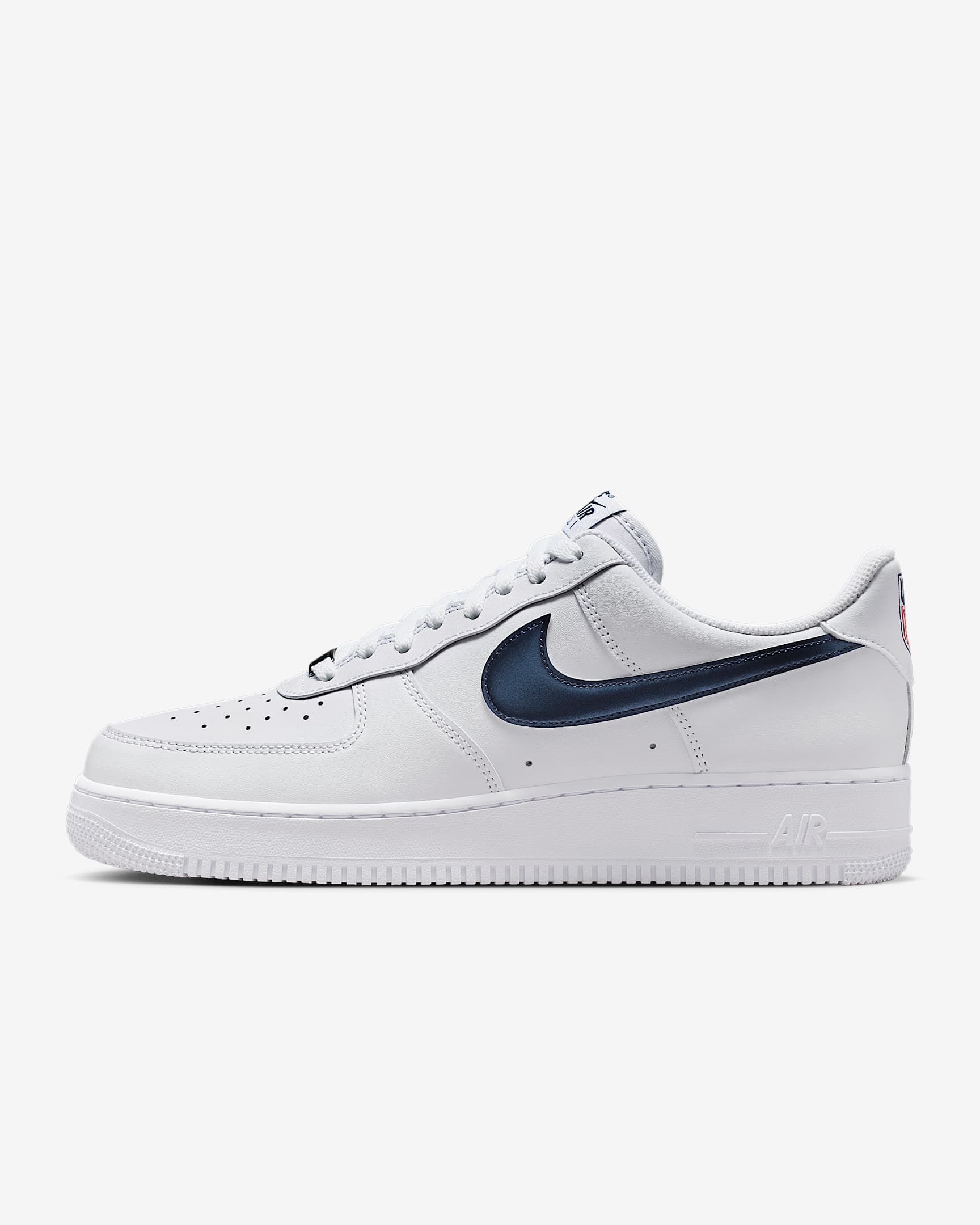 Nike Air Force 1 '07 LV8 „USA“ Schuhe (Herren) – Weiß/University Red/University Red/Midnight Navy