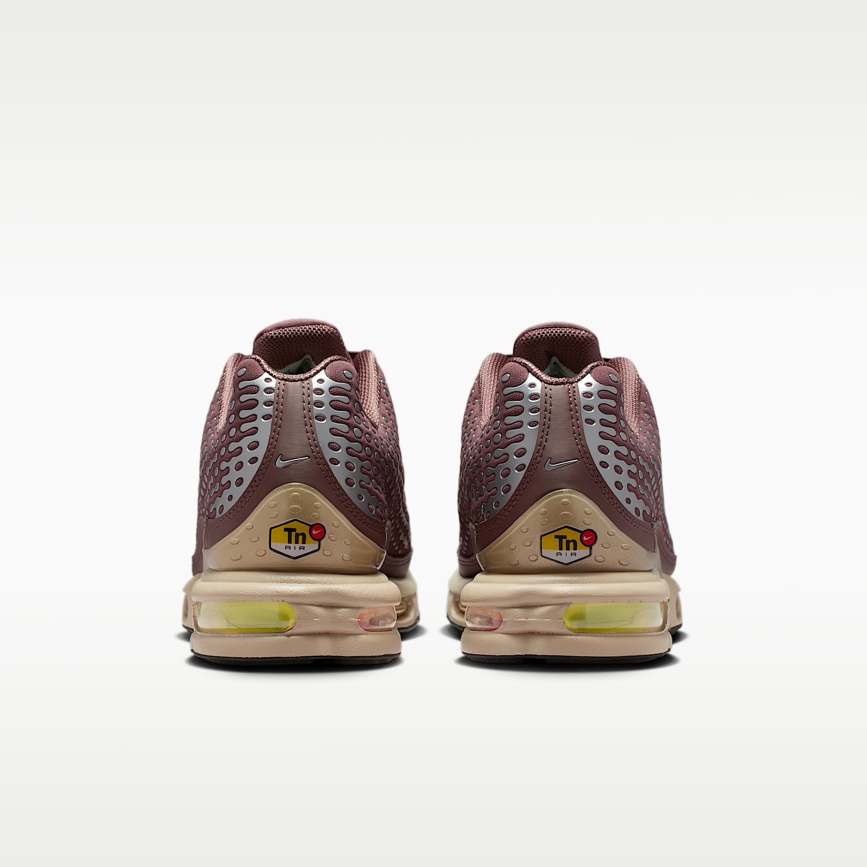 Nike Air Max Plus VII Schuh (Herren) – Plum Eclipse/Metallic Gold Grain/Schwarz/Barely Volt