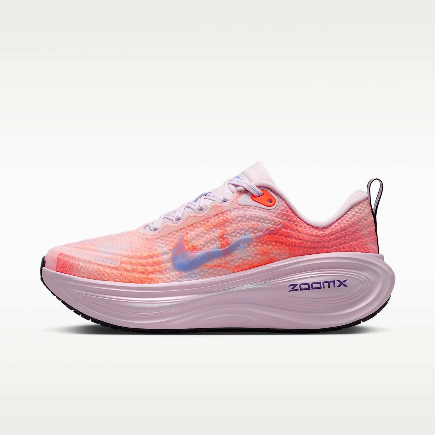 Nike Vomero Plus Straßenlaufschuh (Damen) – Bleached Lilac/Hyper Crimson/Sunset Haze/Royal Pulse