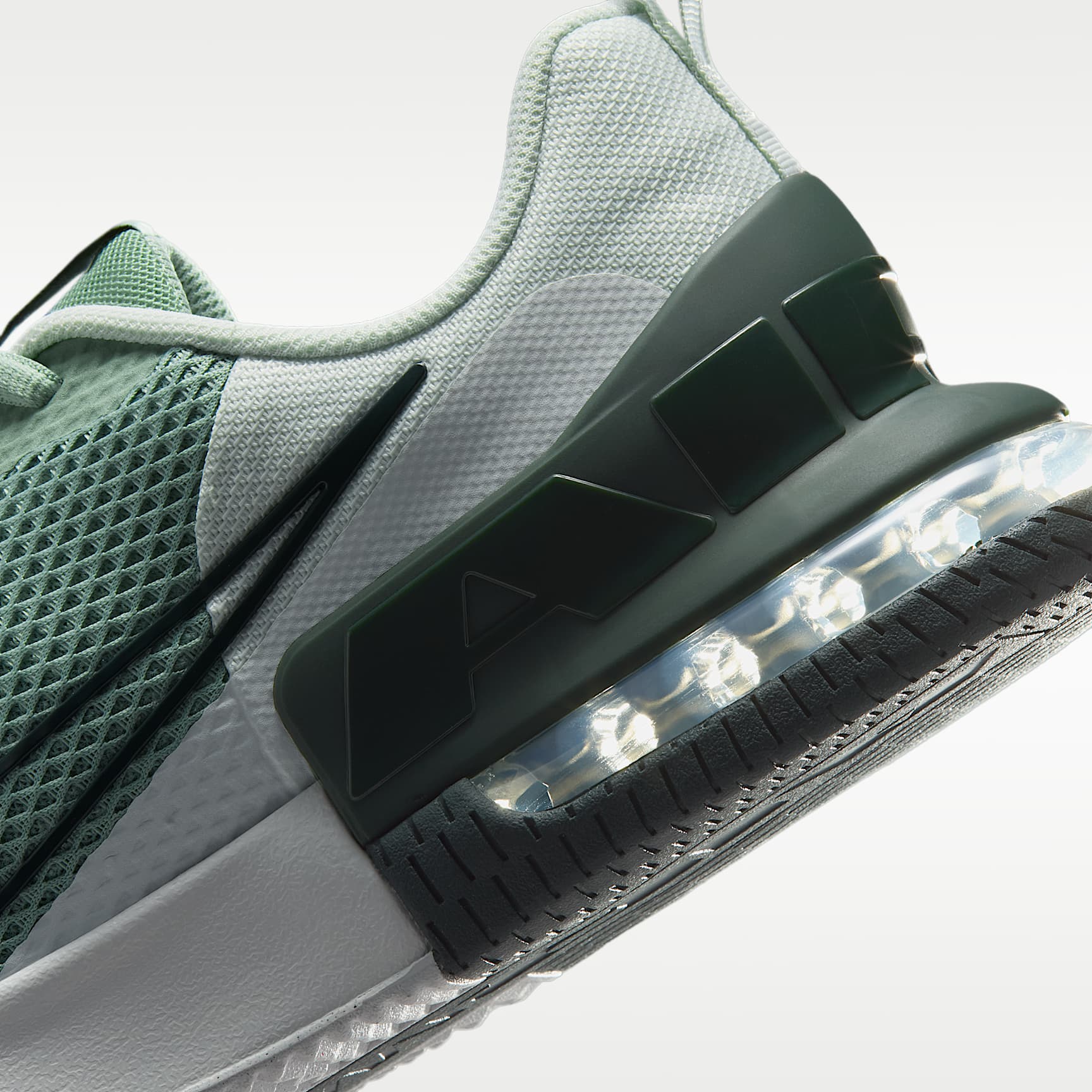 Nike Air Max Alpha Trainer 6 Workout-Schuh (Herren) – Steam/Spruce Aura/Off White/Black Spruce