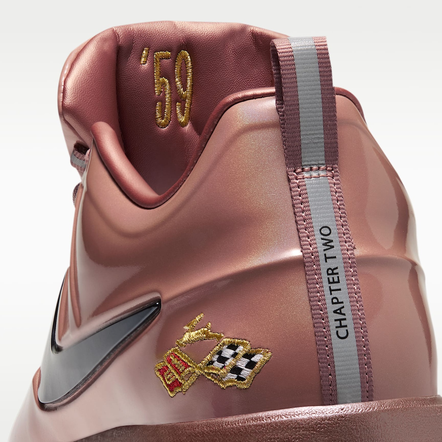 Book 2 x Chevy Basketballschuh – Metallic Red Bronze/Sail/Metallic Silver/Schwarz