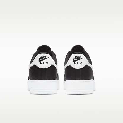 Nike Air Force 1 '07 Herrenschuh – Schwarz/Weiß