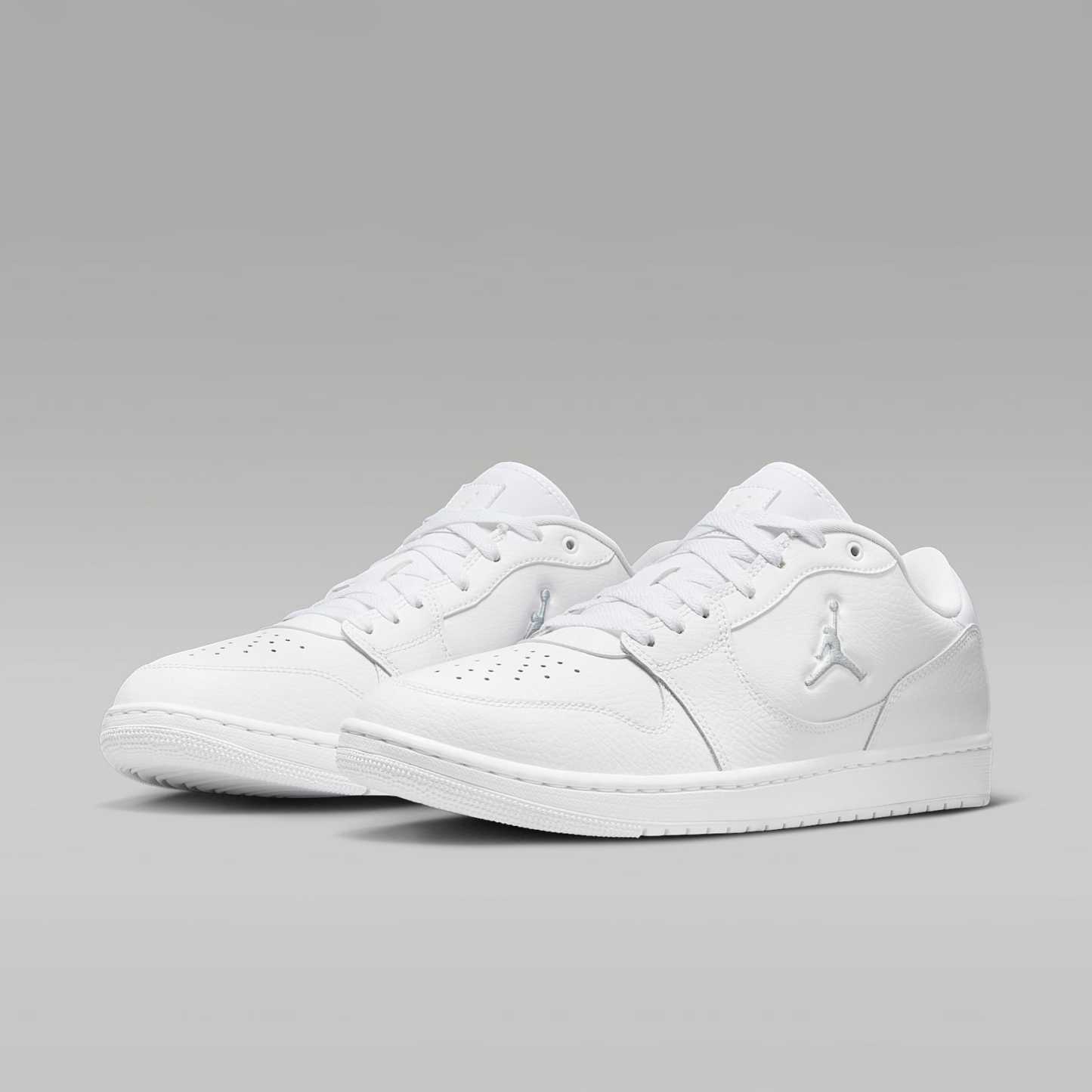 Jordan Court Connect Low Herrenschuhe – Weiß/Pure Platinum