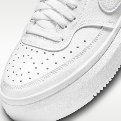 Nike Court Vision Alta Schuh (Damen) – Weiß/Weiß/Weiß