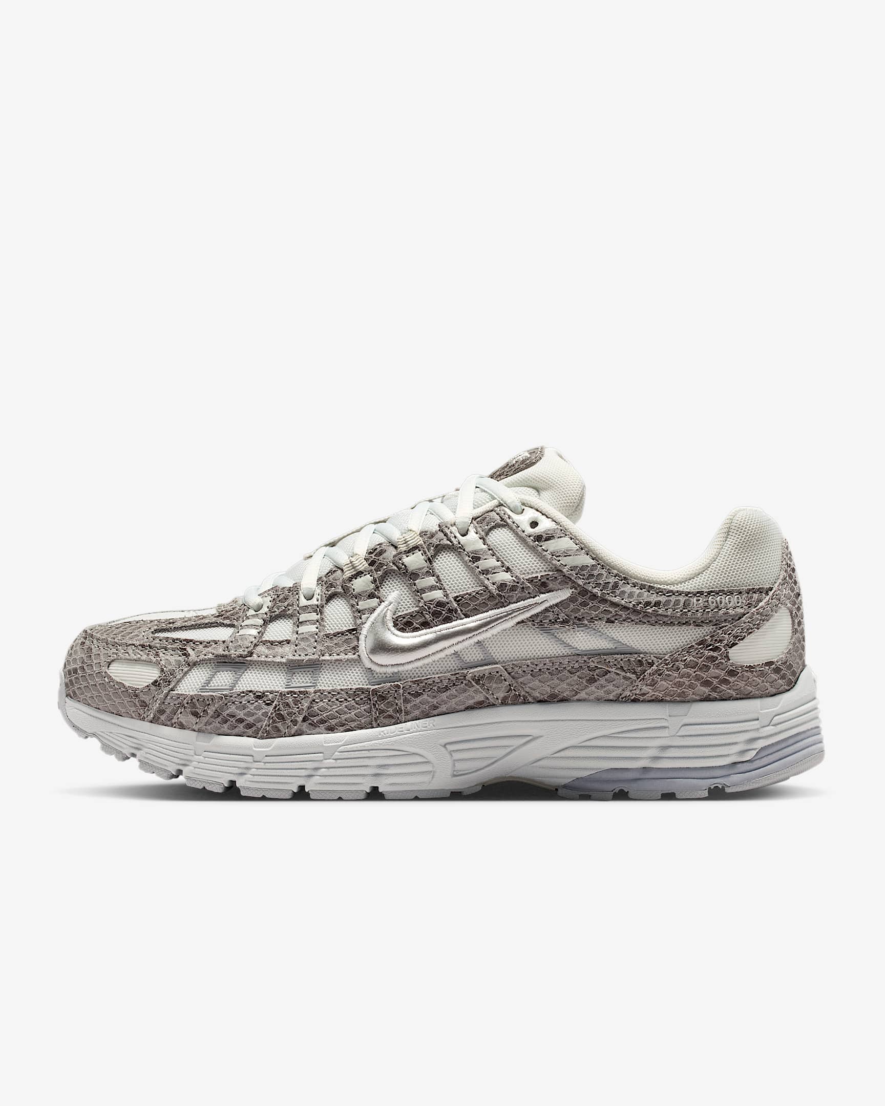 Nike P-6000 SE Schuh (Damen) – Off White/Schwarz/Cool Grey/Metallic Silver