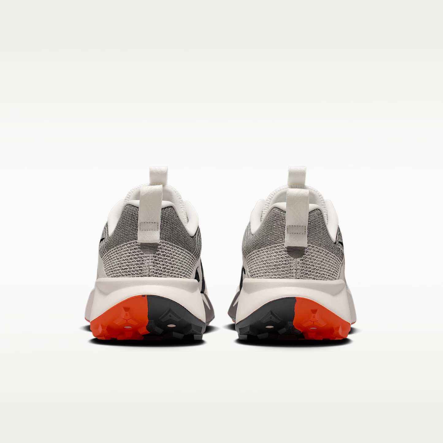Nike Wildhorse 10 Traillaufschuh (Herren) – Summit White/Safety Orange/Phantom/Schwarz