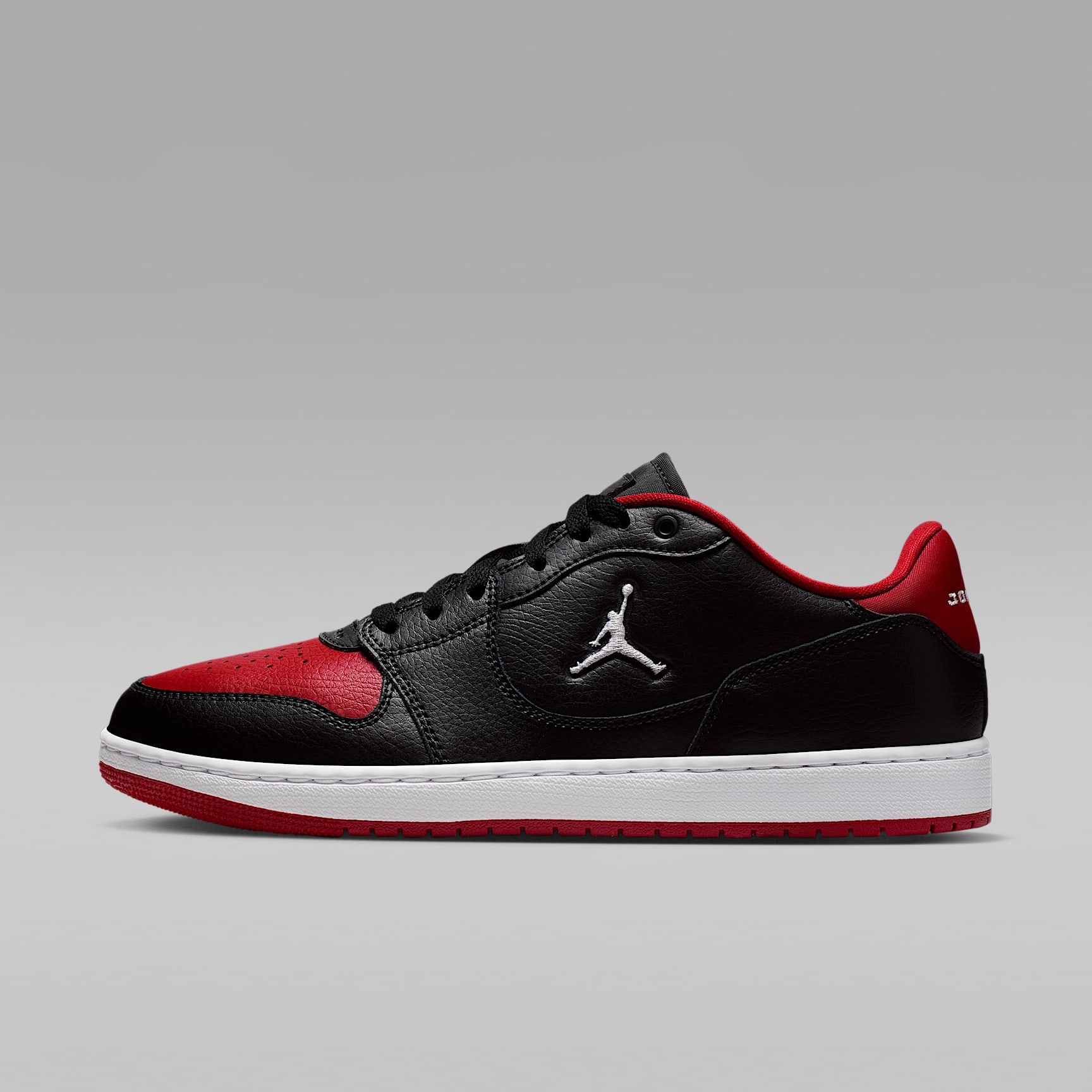Jordan Court Connect Low Herrenschuhe – Schwarz/Gym Red/Weiß