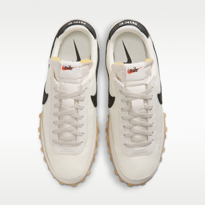Nike Waffle Racer Herrenschuh – Sail/Coconut Milk/Gum Light Brown/Schwarz