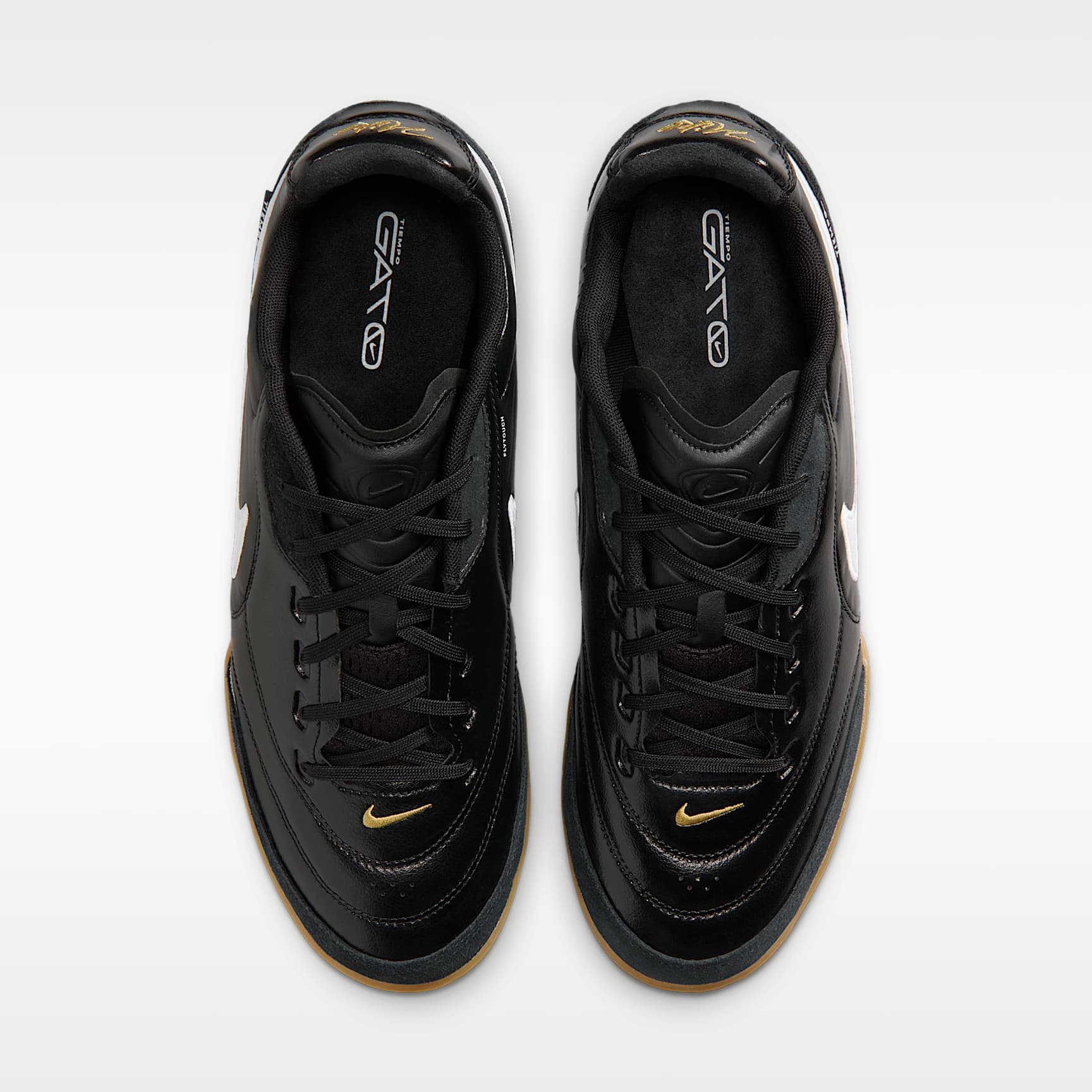 Nike Tiempo Streetgato Low-Top-Fußballschuh für Hallen- und Hartplätze – Schwarz/Weiß