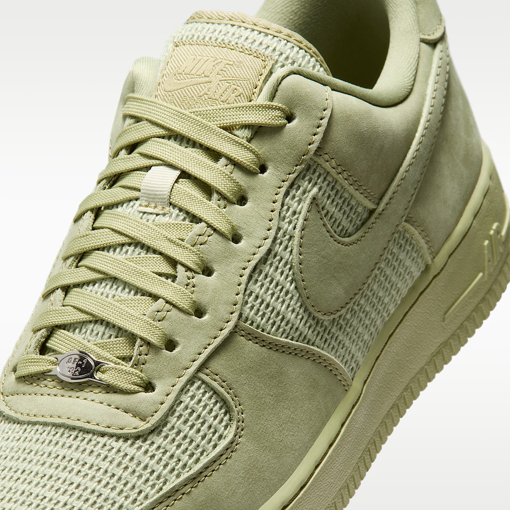 Nike Air Force 1 '07 LV8 Schuh (Herren) – Dusty Olive/Celadon/Dusty Olive