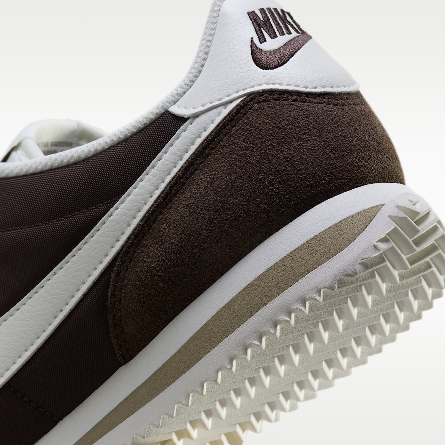 Nike Cortez Textile Schuh (Damen) – Baroque Brown/Khaki/Sail