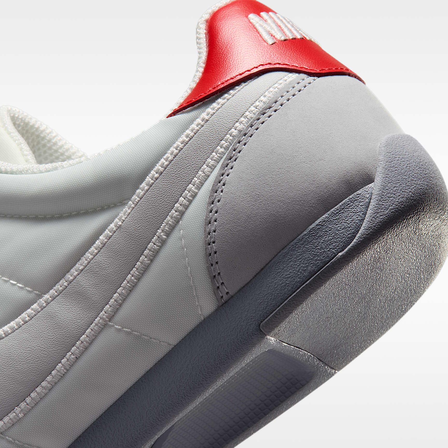 Nike Sprint Sister Schuh (Damen) – Wolf Grey/Summit White/Sail/Grey Fog