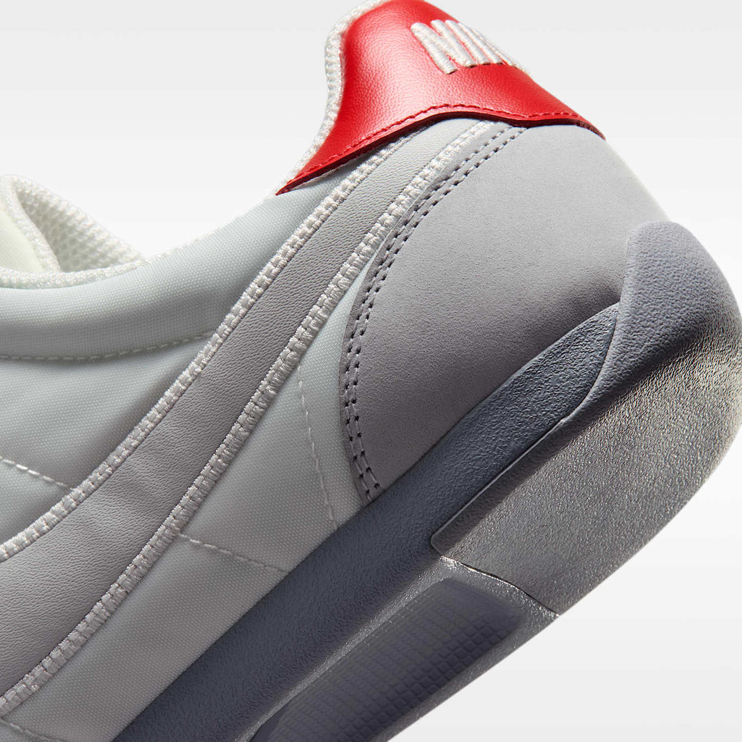 Nike Sprint Sister Schuh (Damen) – Wolf Grey/Summit White/Sail/Grey Fog