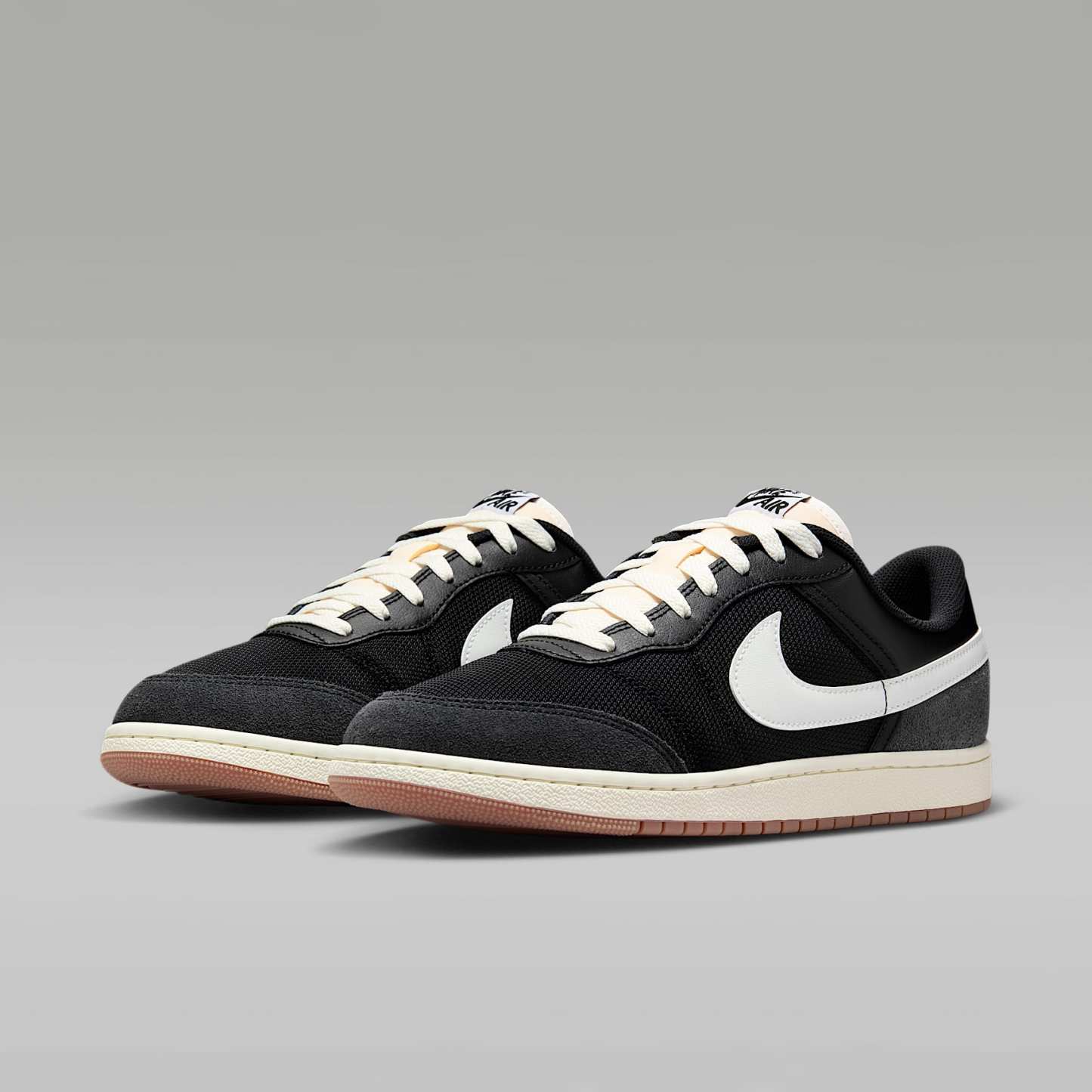 Air Jordan Skyline Low Herrenschuh – Schwarz/Anthracite/Gum Medium Brown/Summit White