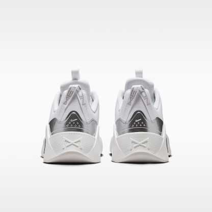 Nike Free Metcon 7 Trainingsschuhe (Damen) – Weiß/Weiß/Metallic Silver