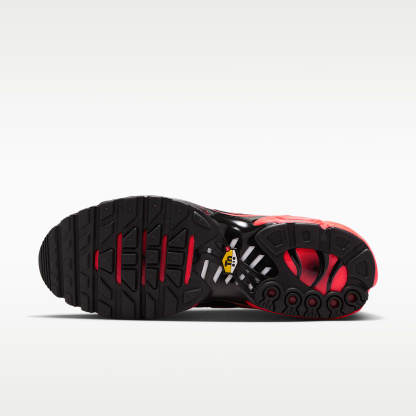 Nike Air Max Plus Schuh (Herren) – Schwarz/Bright Crimson/Schwarz/Schwarz