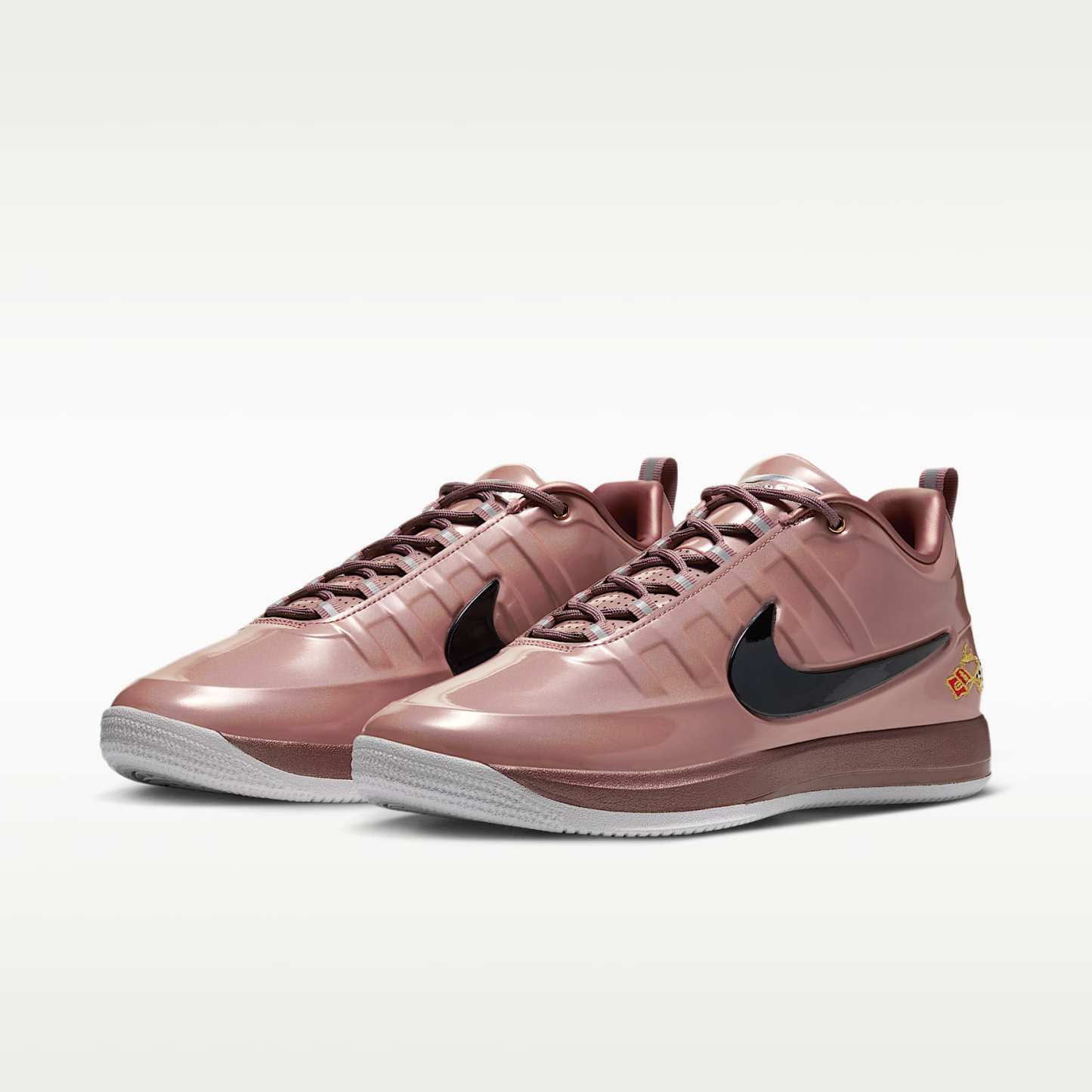 Book 2 x Chevy Basketballschuh – Metallic Red Bronze/Sail/Metallic Silver/Schwarz